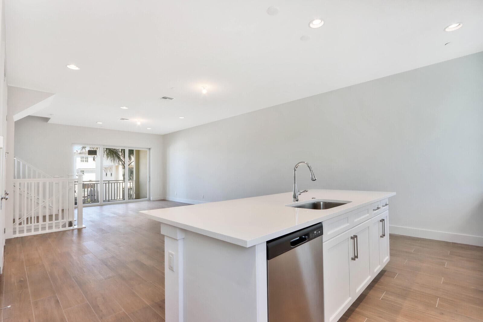 5352 Sagan Lane, Palm Beach Gardens, FL 33418 — photo 15 of 45