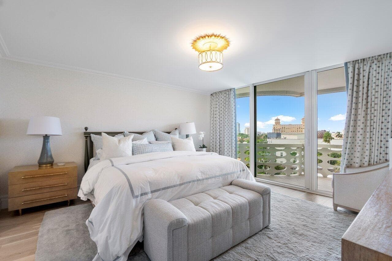130 Sunrise Avenue 616, Palm Beach, FL 33480 — photo 13 of 33