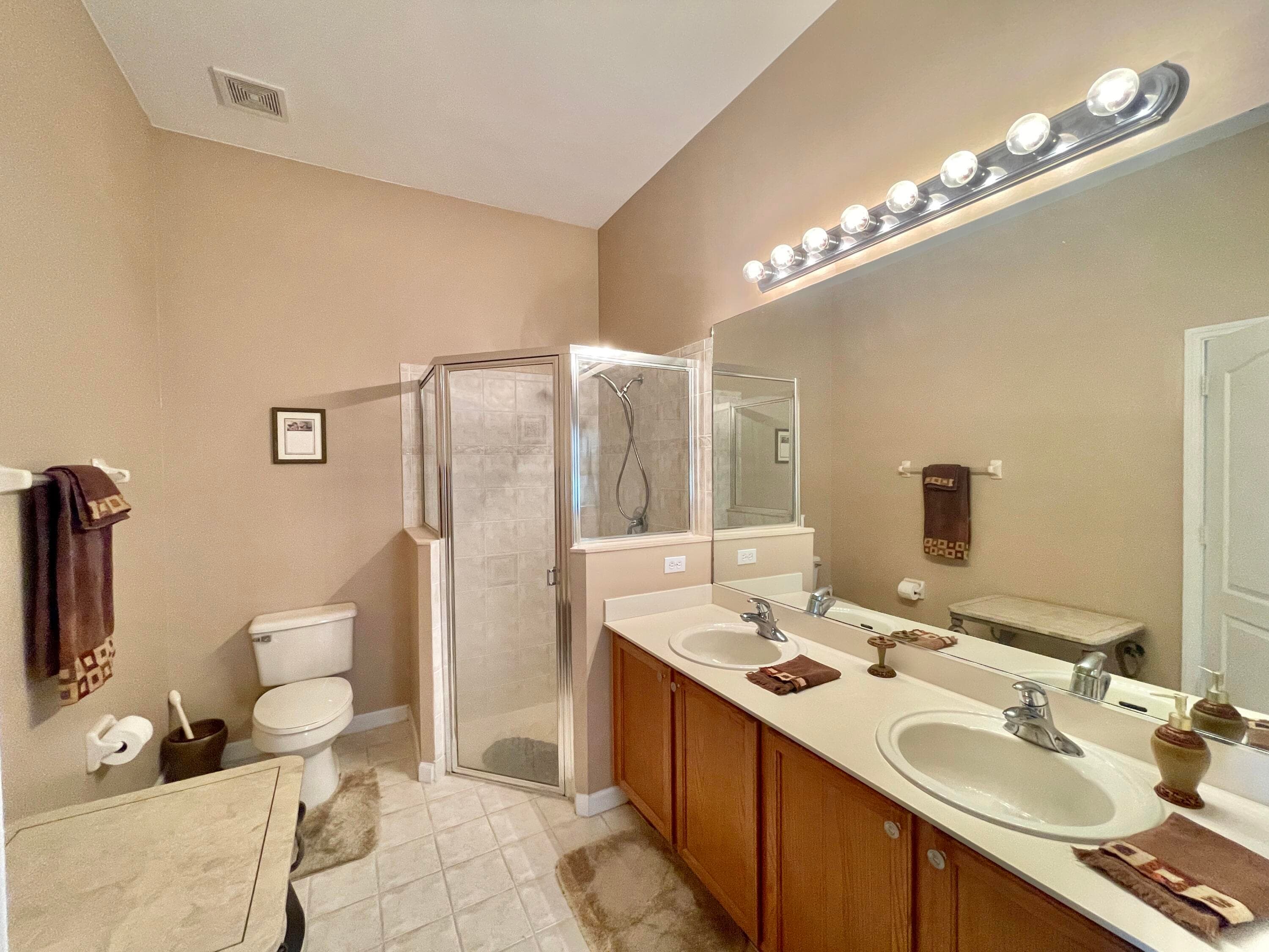 137 Canterbury Place, Royal Palm Beach, FL 33414 — photo 23 of 40