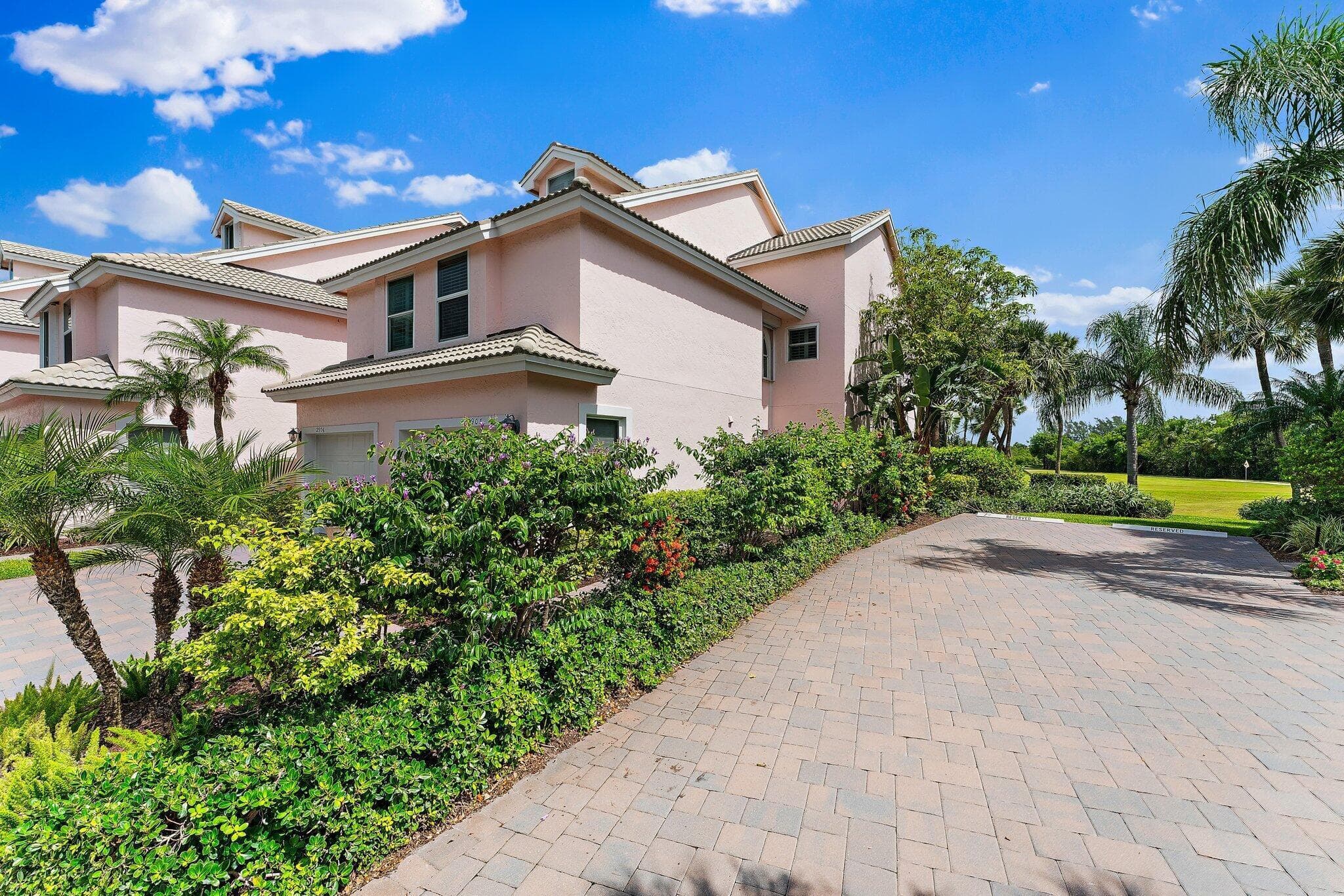 2905 Fairway Drive N, Jupiter, FL 33477 — photo 4 of 65