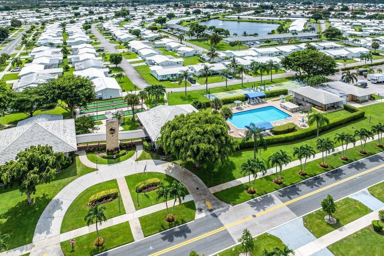 517 SW 18th Street, Boynton Beach, FL 33426 — photo 48 of 50