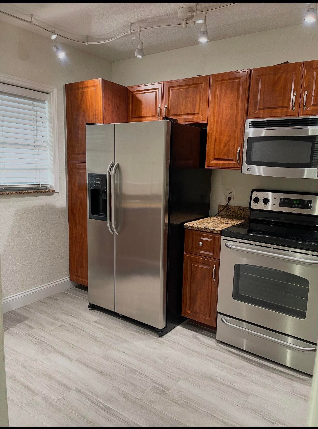 2820 SW 22nd Avenue 211, Delray Beach, FL 33445 — photo 2 of 9