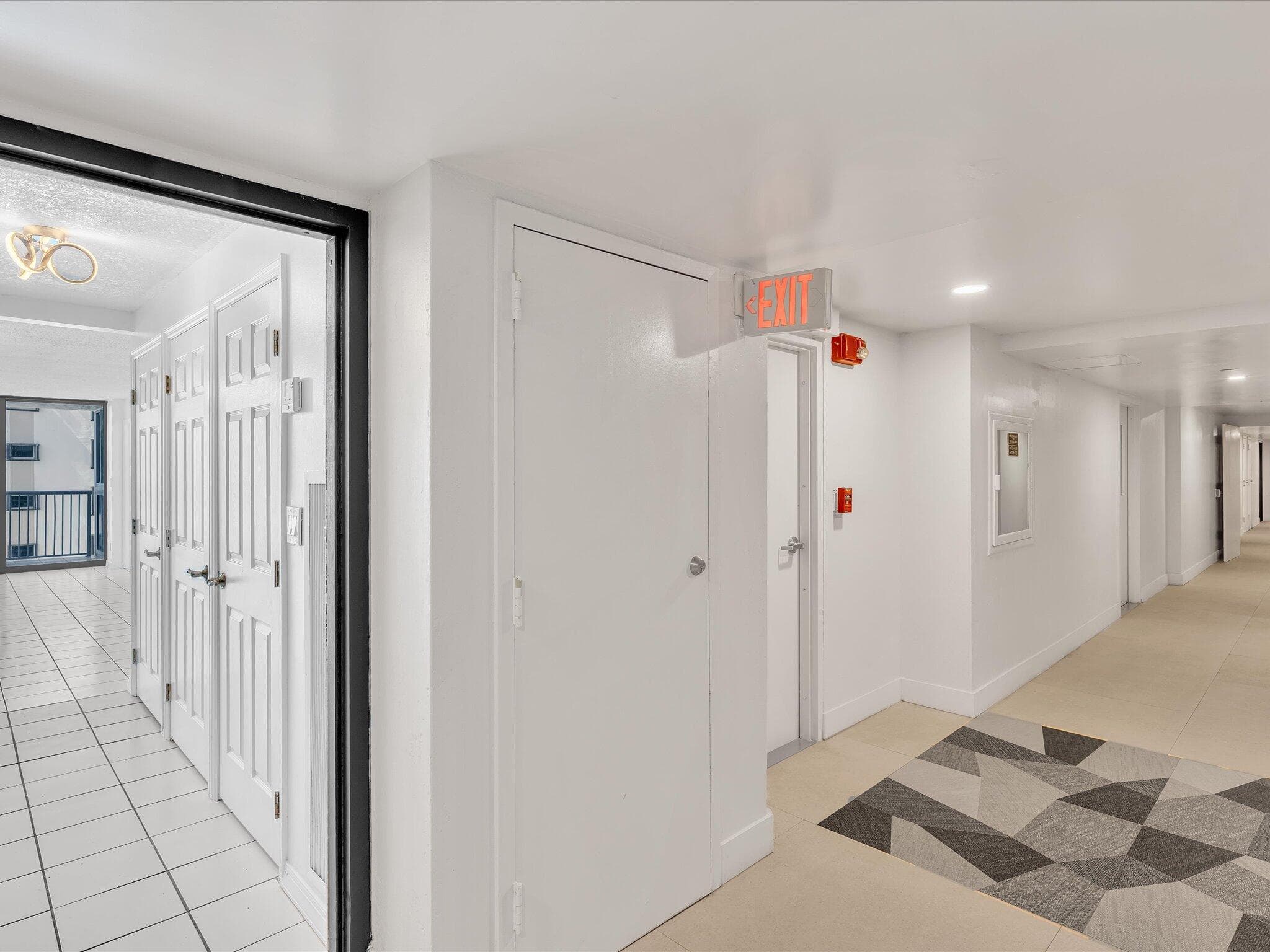 2655 Collins Avenue Unit 1710, Miami Beach, FL 33140 — photo 2 of 54