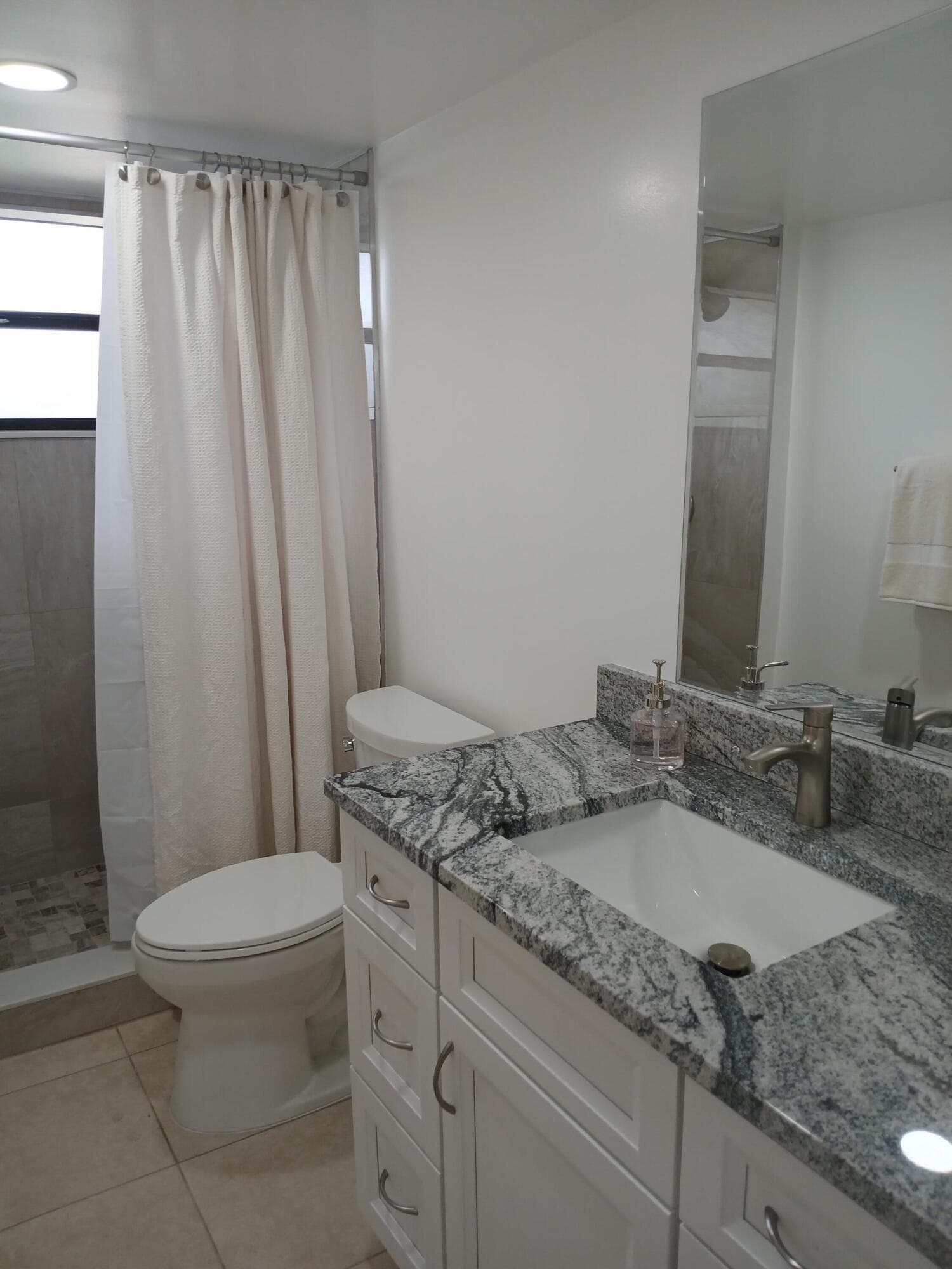 4760 Lucerne Lakes Boulevard W 405, Lake Worth, FL 33467 — photo 9 of 22