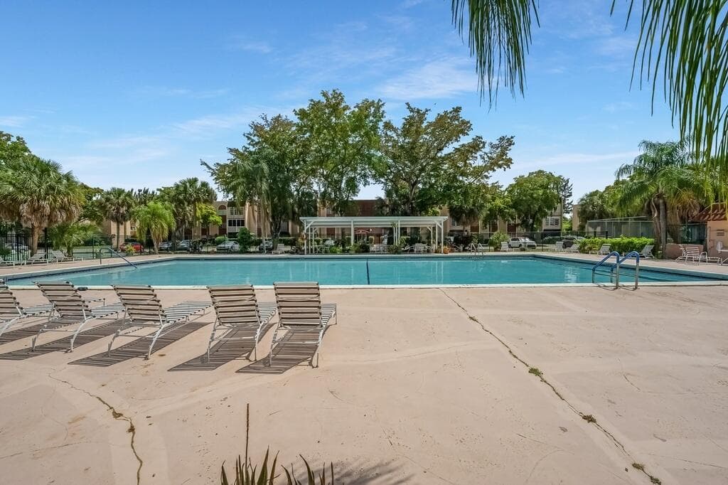 8280 SW 24th Street 7210, North Lauderdale, FL 33068 — photo 25 of 31