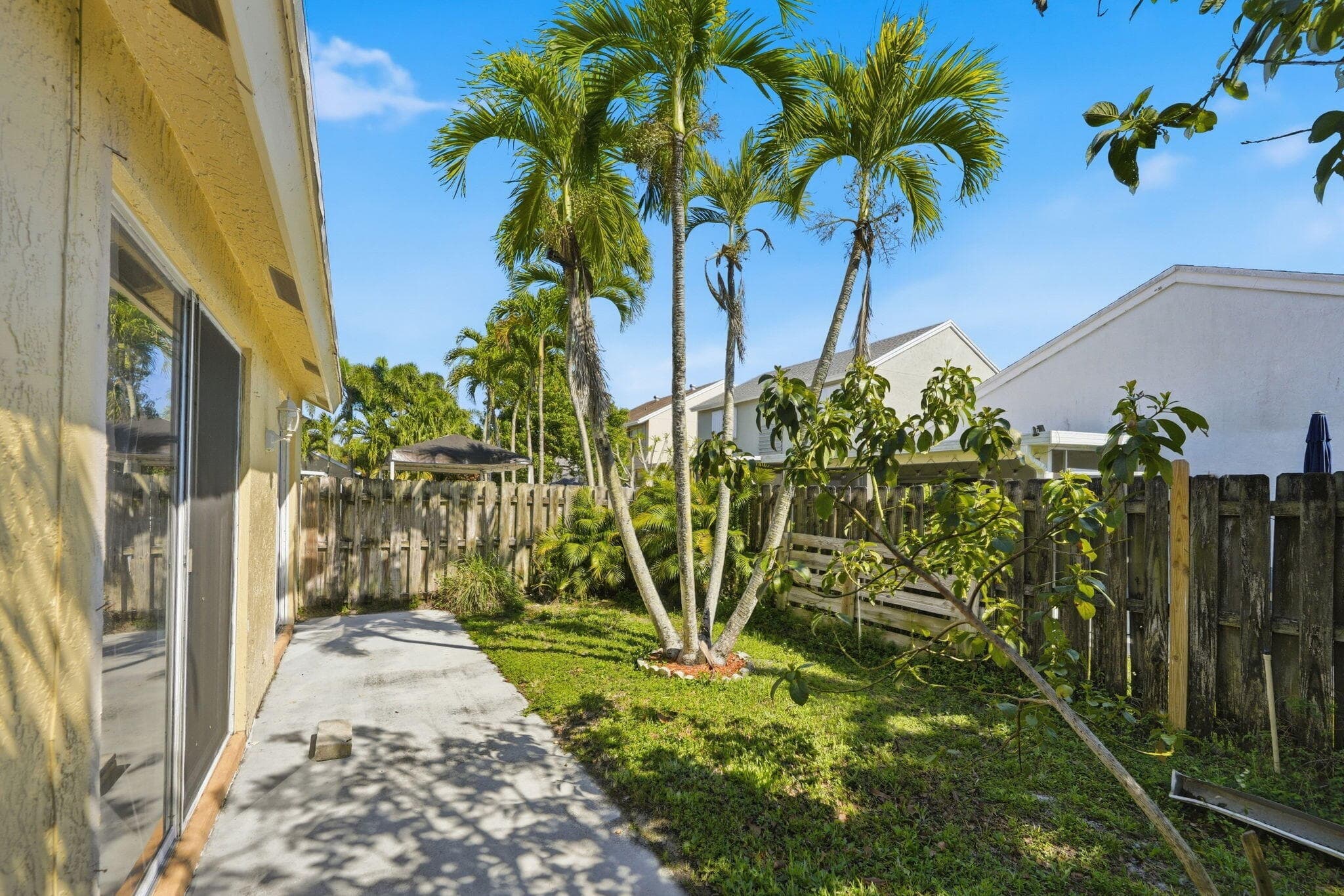 1239 Sussex Street, Boynton Beach, FL 33436 — photo 22 of 32