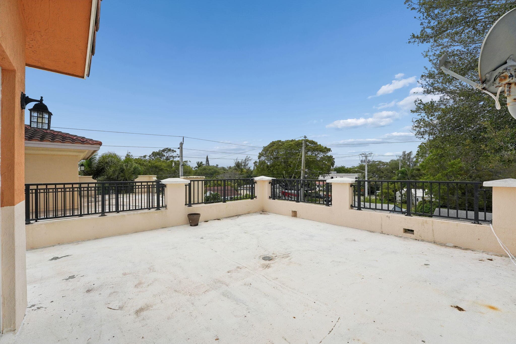 819 SW 7th Avenue, Fort Lauderdale, FL 33315 — photo 35 of 41