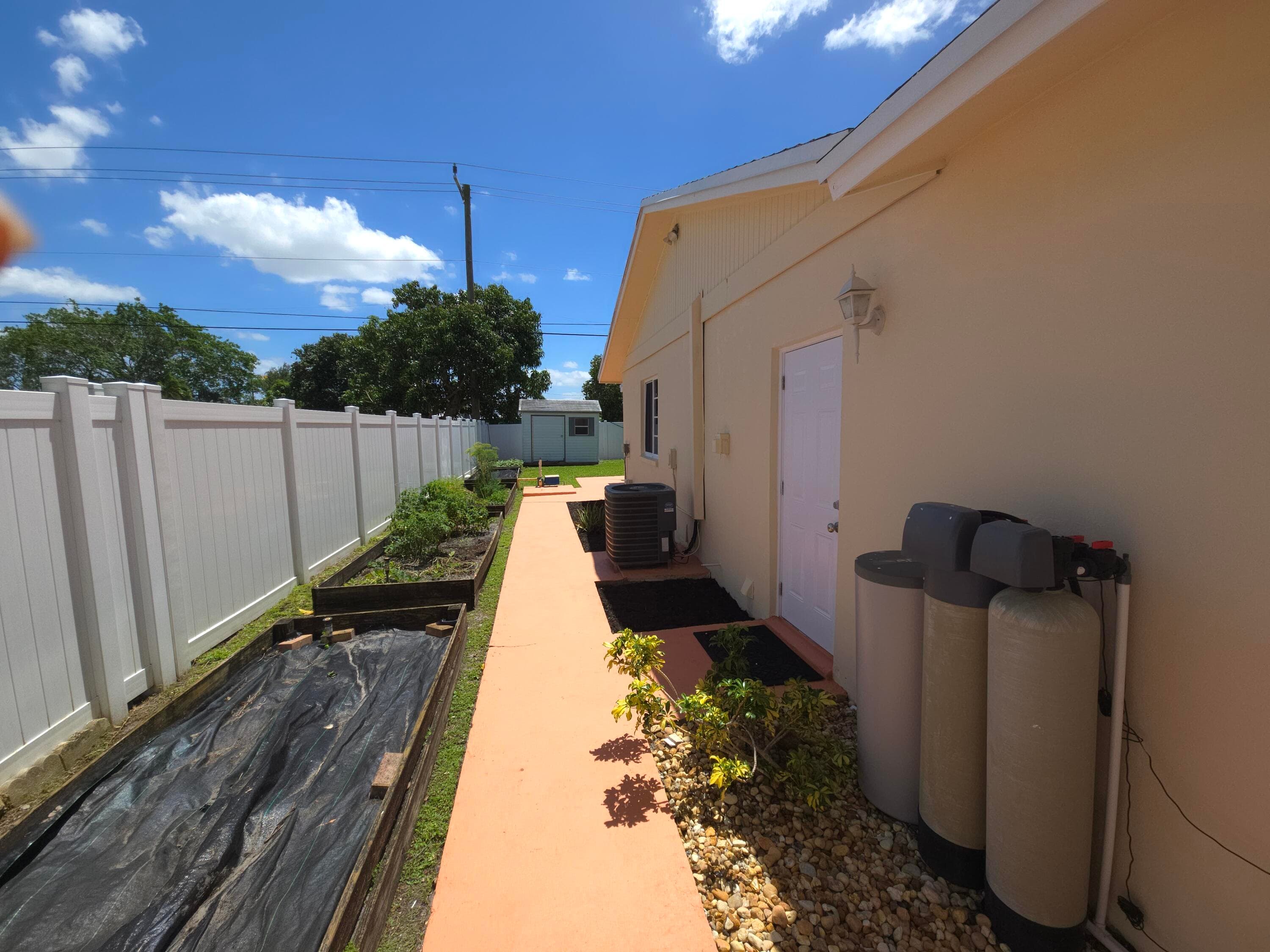 4554 Franwood Drive, Delray Beach, FL 33445 — photo 4 of 21