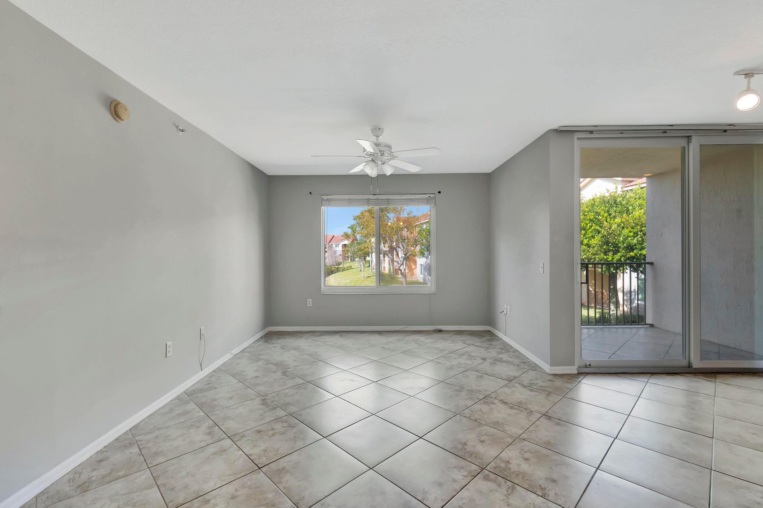 116 Villa Circle 116, Boynton Beach, FL 33435 — photo 9 of 40