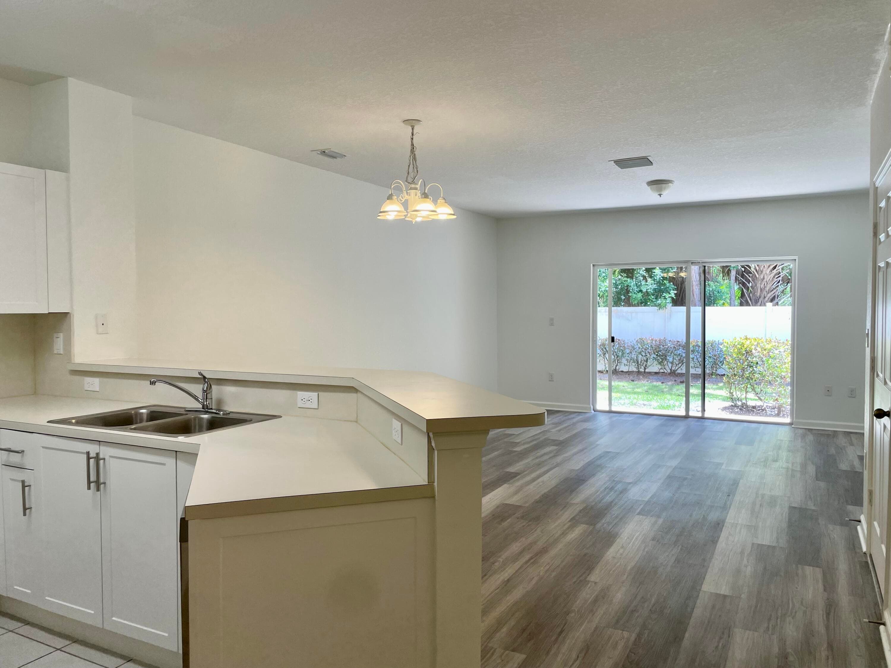 5064 SE Mariner Garden Circle, Stuart, FL 34997 — photo 2 of 12