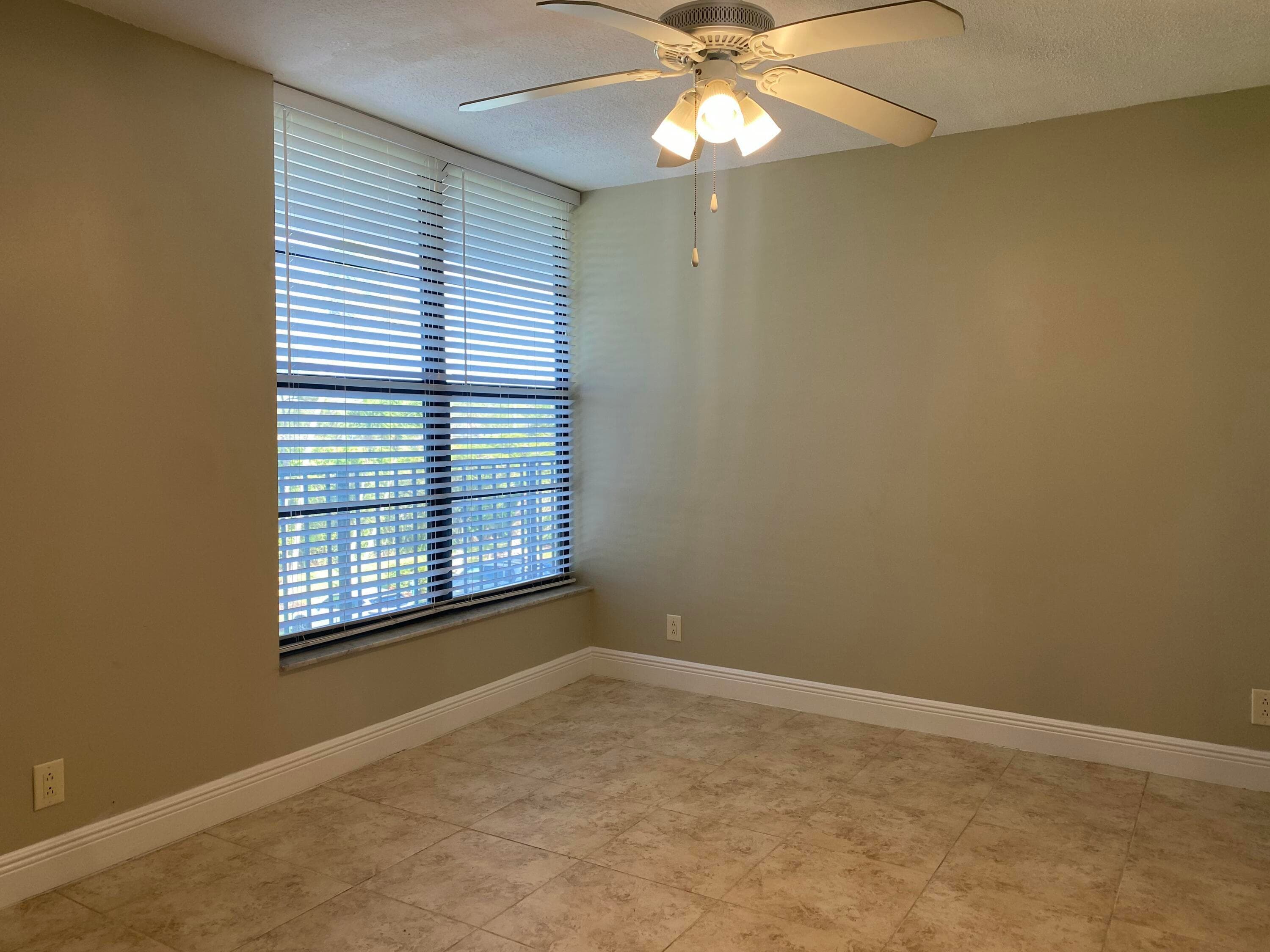 4 Royal Palm Way 308, Boca Raton, FL 33432 — photo 18 of 33