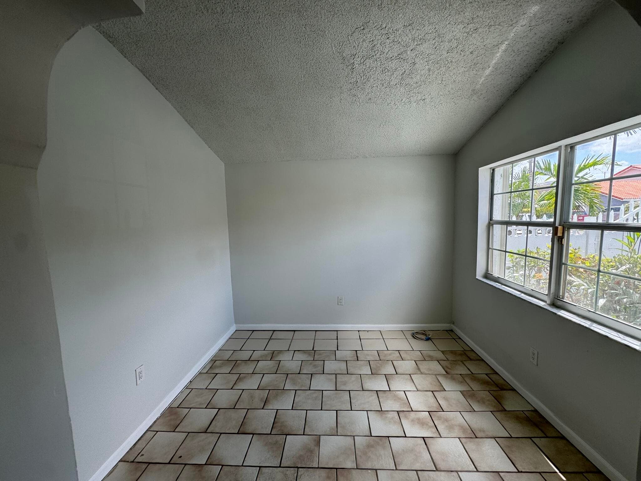 8917 SW Grand Canal Drive, Miami, FL 33174 — photo 13 of 36