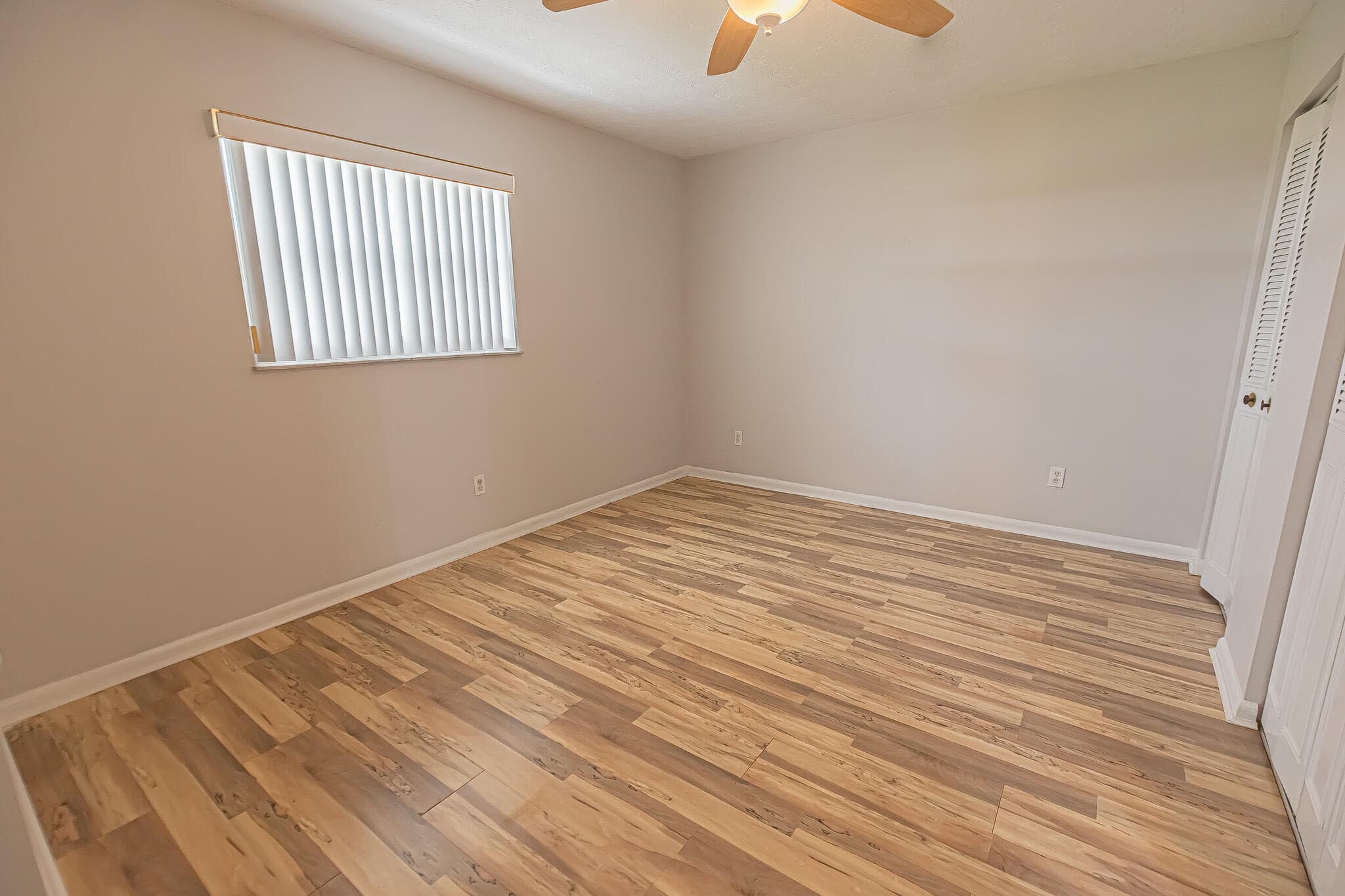 417 SE Verada Avenue, Port St. Lucie, FL 34983 — photo 10 of 34
