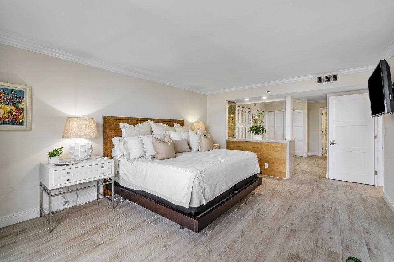 3115 S Ocean Boulevard 1001, Highland Beach, FL 33487 — photo 18 of 54