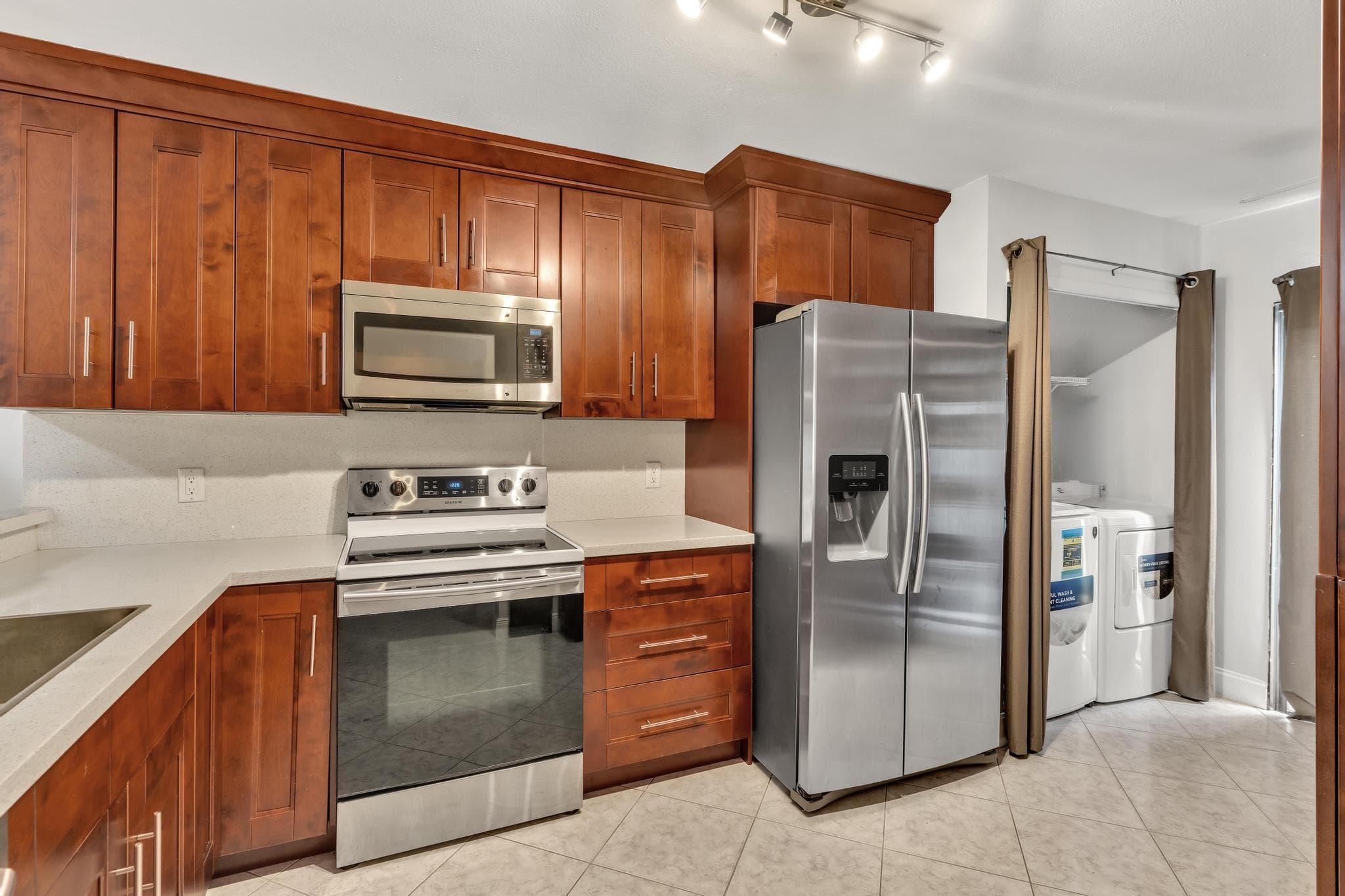 9934 Royal Palm Boulevard 9934, Coral Springs, FL 33065 — photo 2 of 50