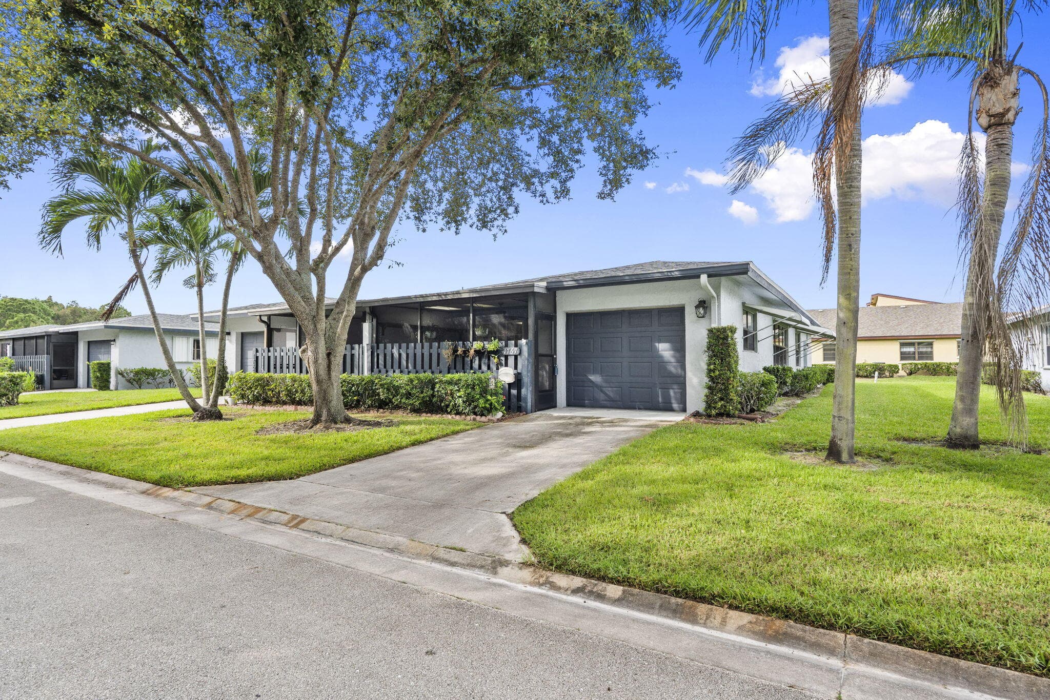 1767 S Dovetail Drive R, Fort Pierce, FL 34982 — photo 1 of 36