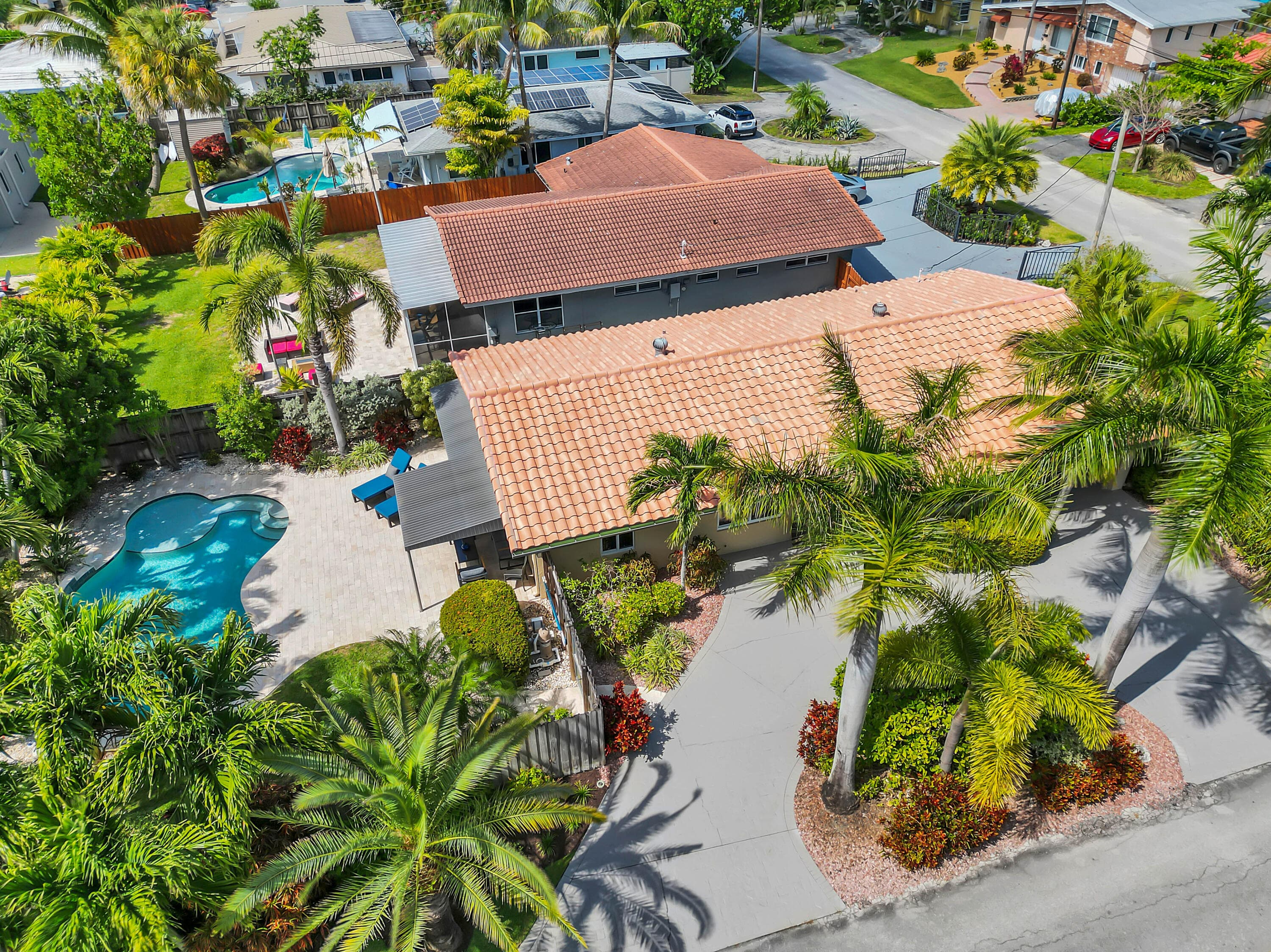 2401 NE 17th Terrace, Wilton Manors, FL 33305 — photo 27 of 31