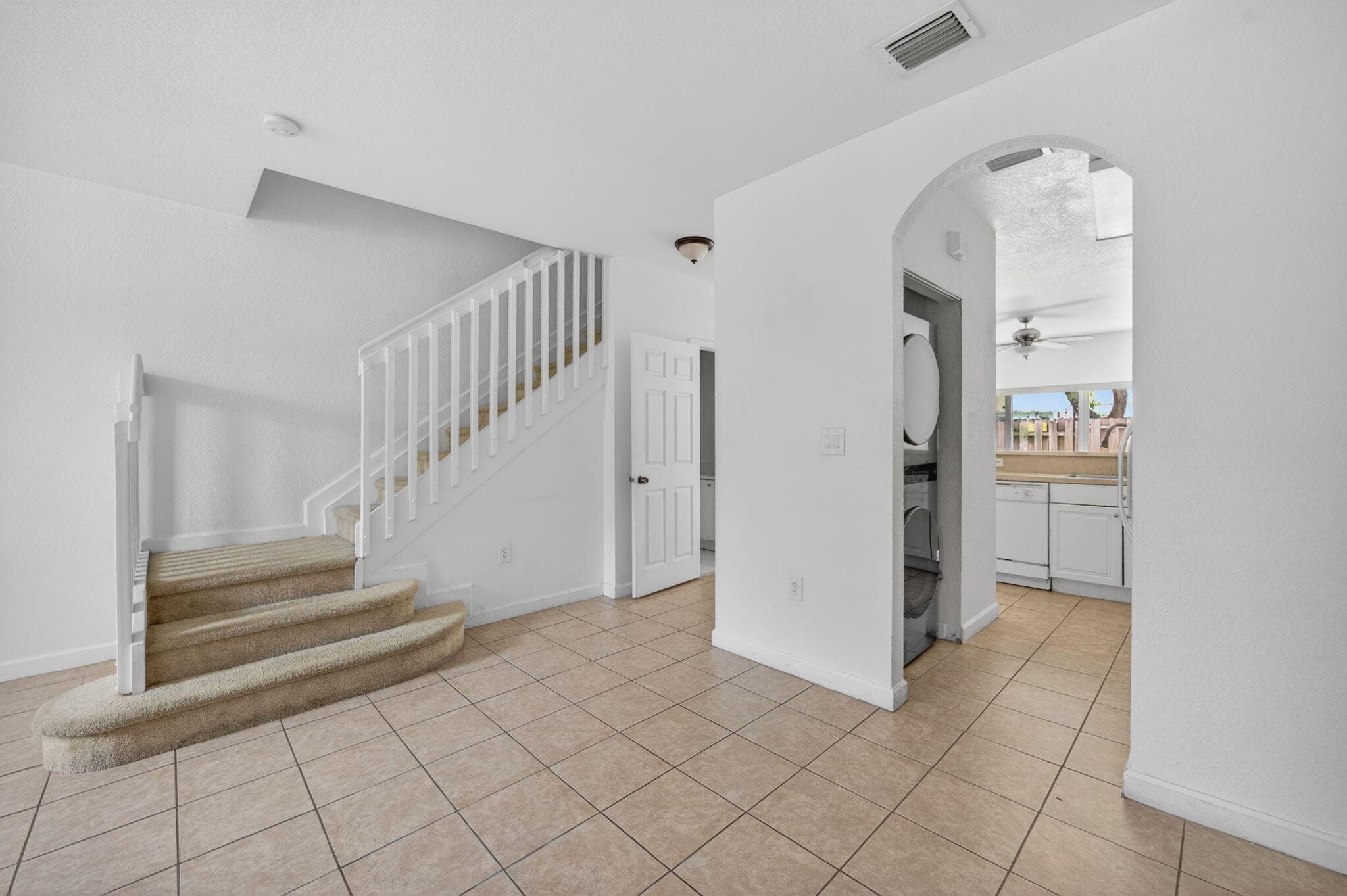 1575 NE 33rd Avenue Unit 105, Homestead, FL 33033 — photo 8 of 40