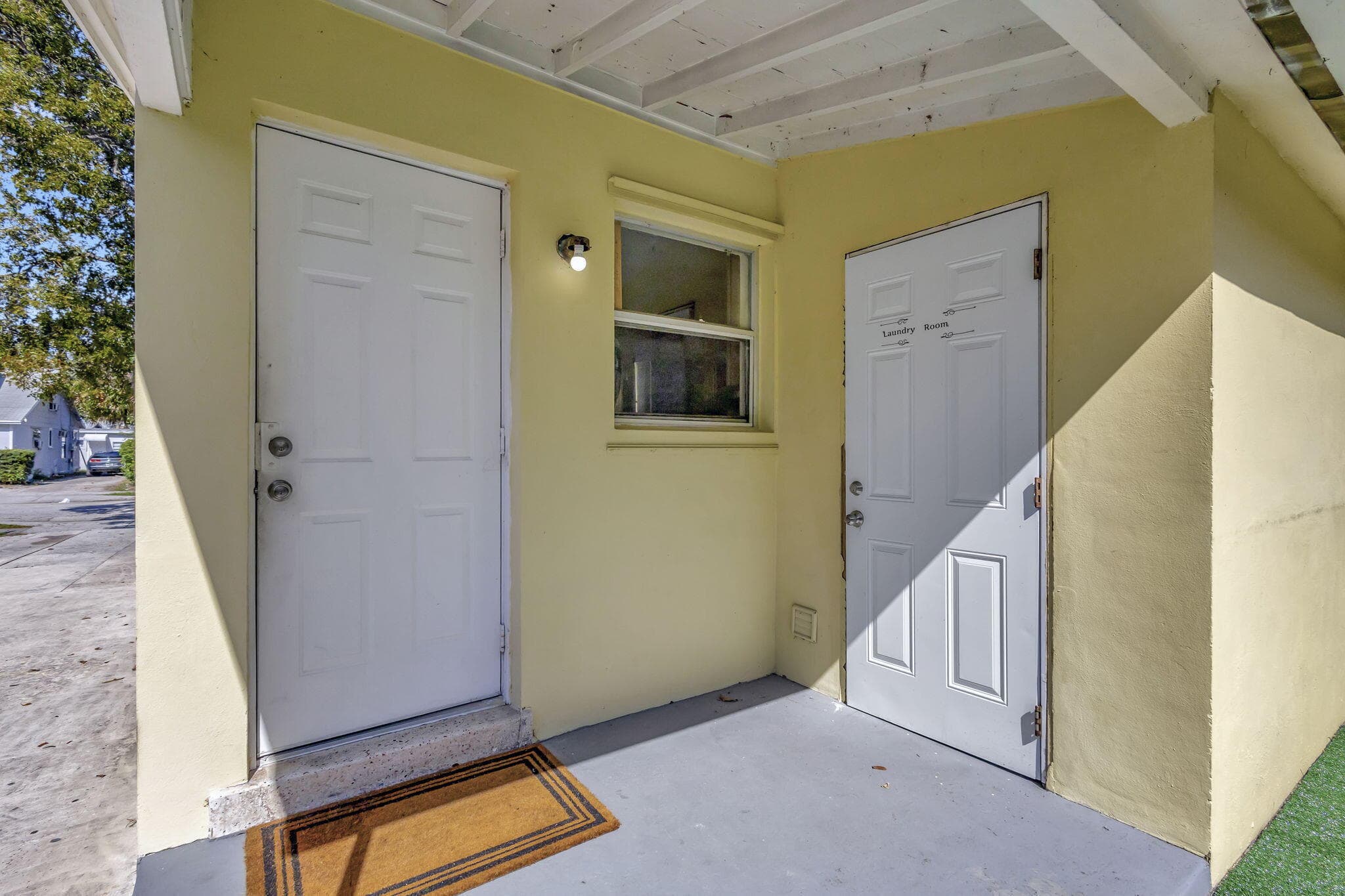 510 48th Street, West Palm Beach, FL 33407 — photo 11 of 48