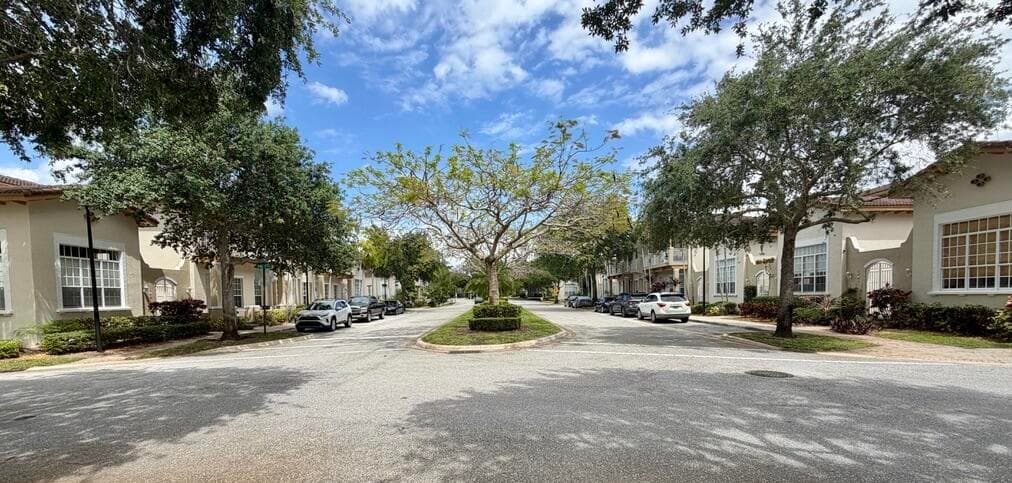 2403 NW 7th Street, Boynton Beach, FL 33426 — photo 12 of 16