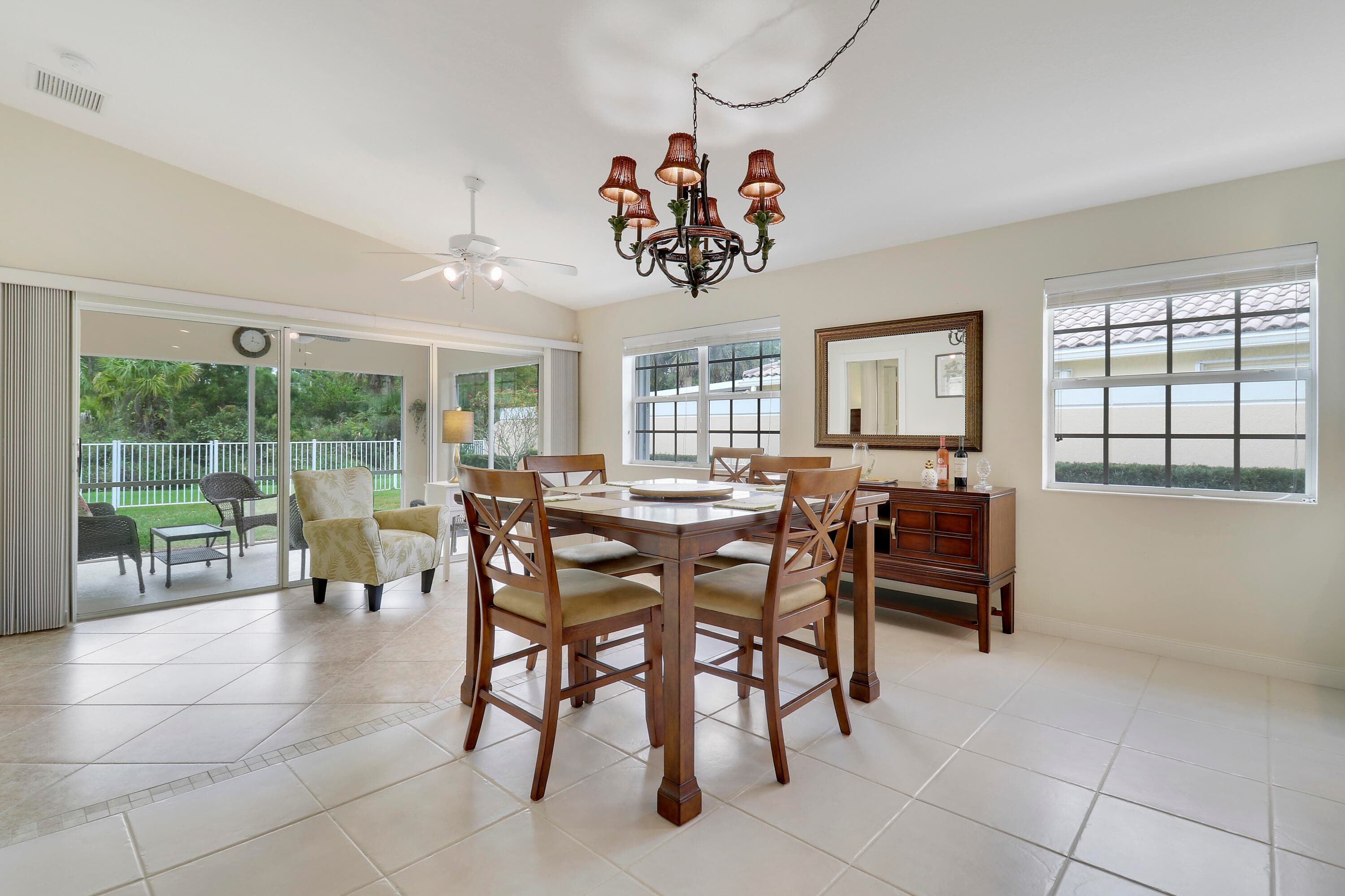 8558 SE Retreat Drive, Hobe Sound, FL 33455 — photo 18 of 45
