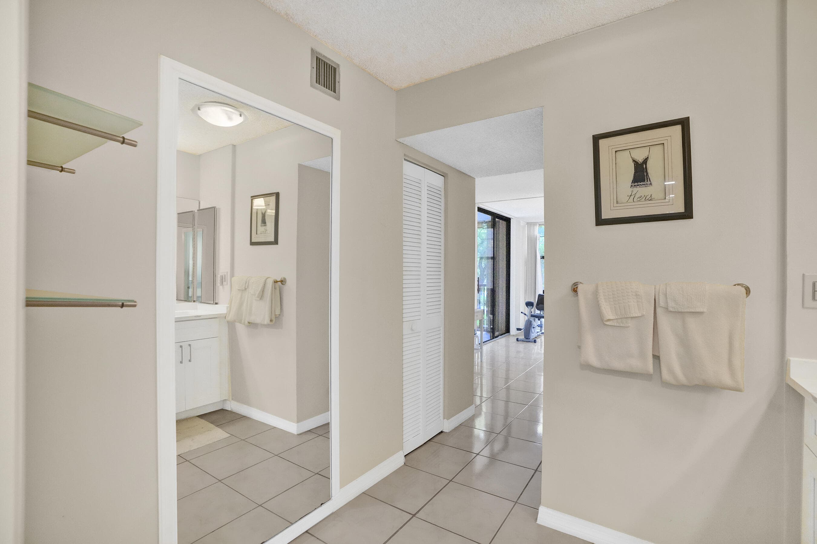 2800 N 46th Avenue A302, Hollywood, FL 33021 — photo 23 of 34