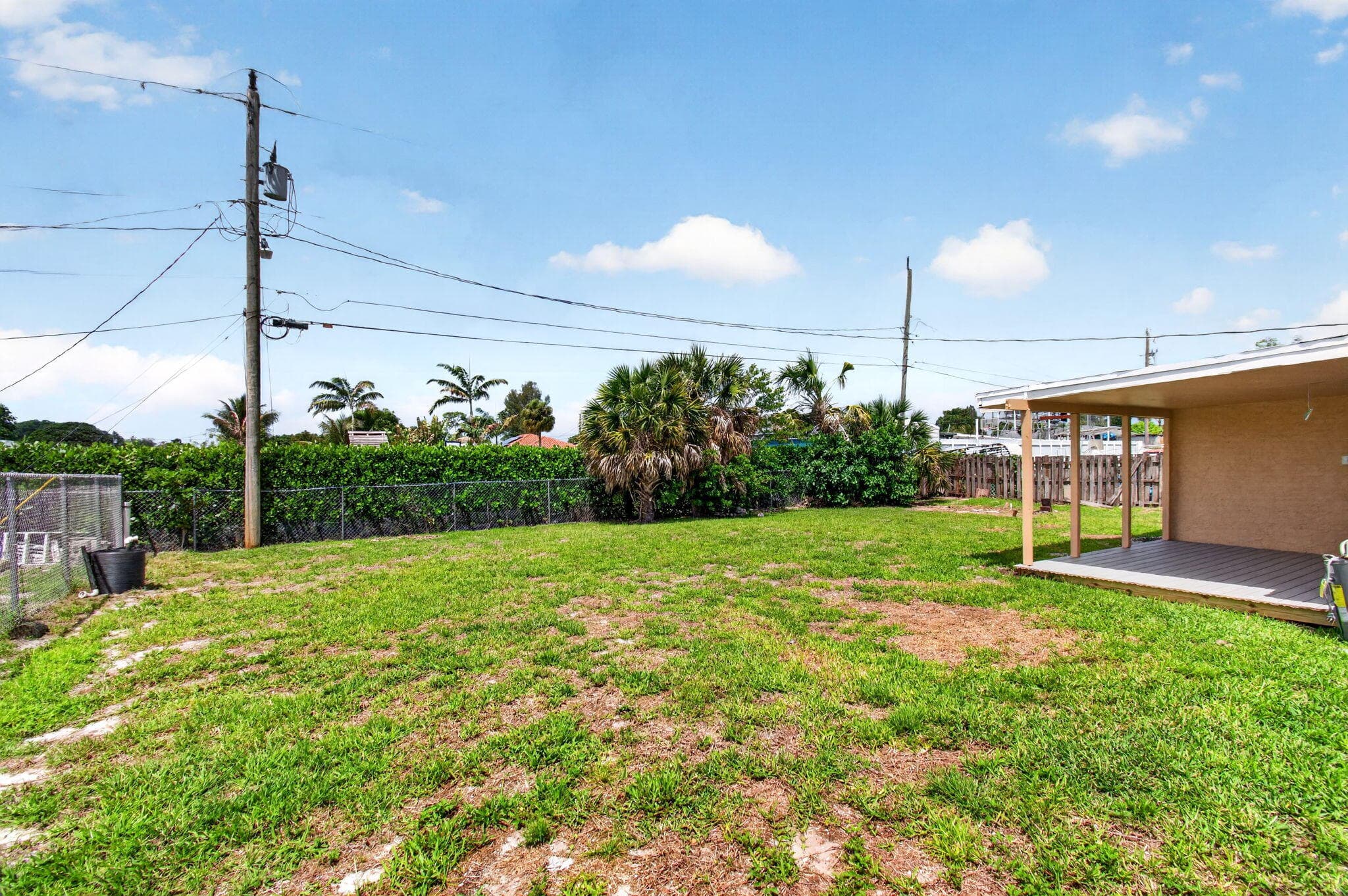 1537 E Breezy Lane, Plantation Mobile Home Park, FL 33417 — photo 9 of 11