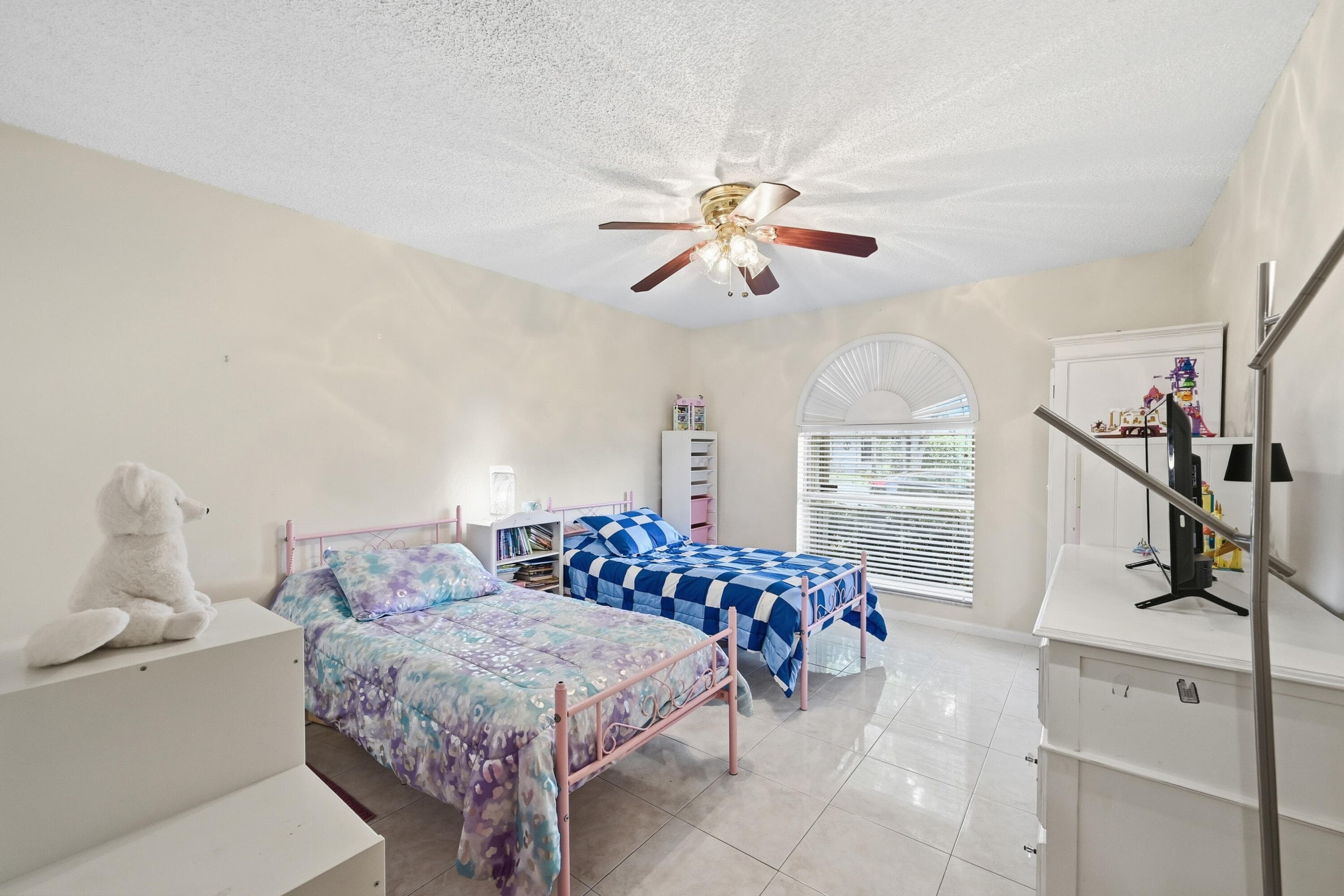 12043 SW 1st Street, Coral Springs, FL 33071 — photo 8 of 35