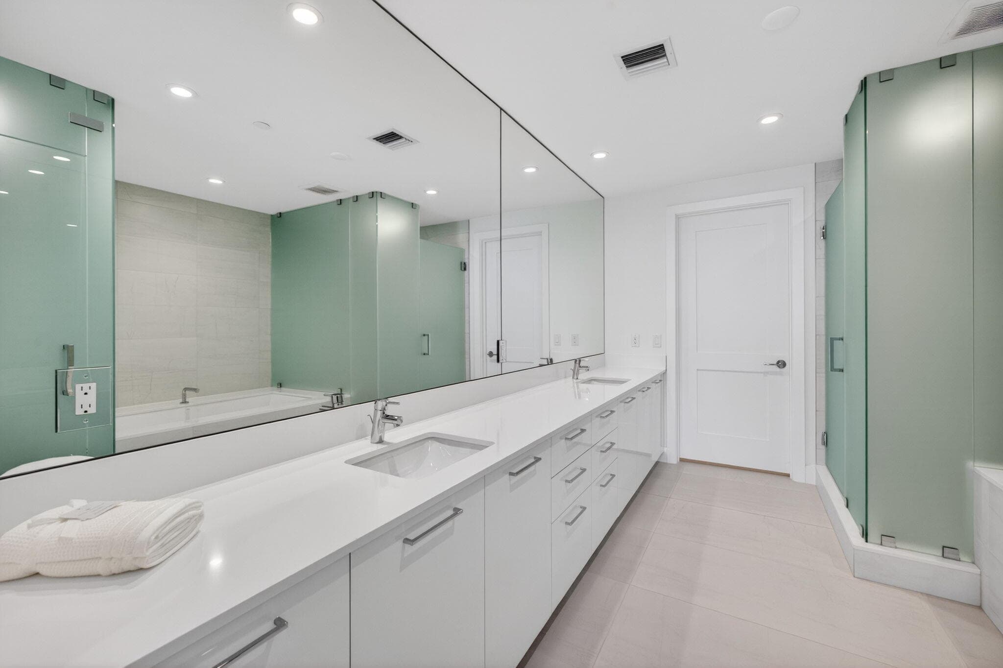 153 N Seabreeze Boulevard 901-s, Fort Lauderdale, FL 33304 — photo 30 of 61