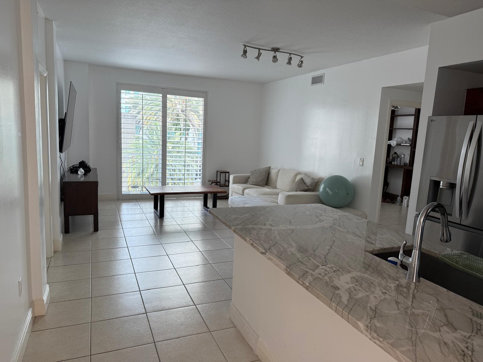 7275 SW 90th Way G311, Miami, FL 33156 — photo 1 of 22