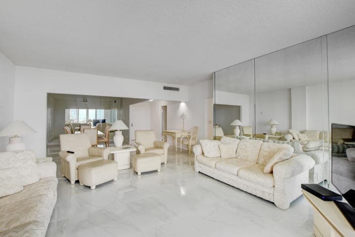 100 Worth Avenue 7, Palm Beach, FL 33480 — photo 12 of 28