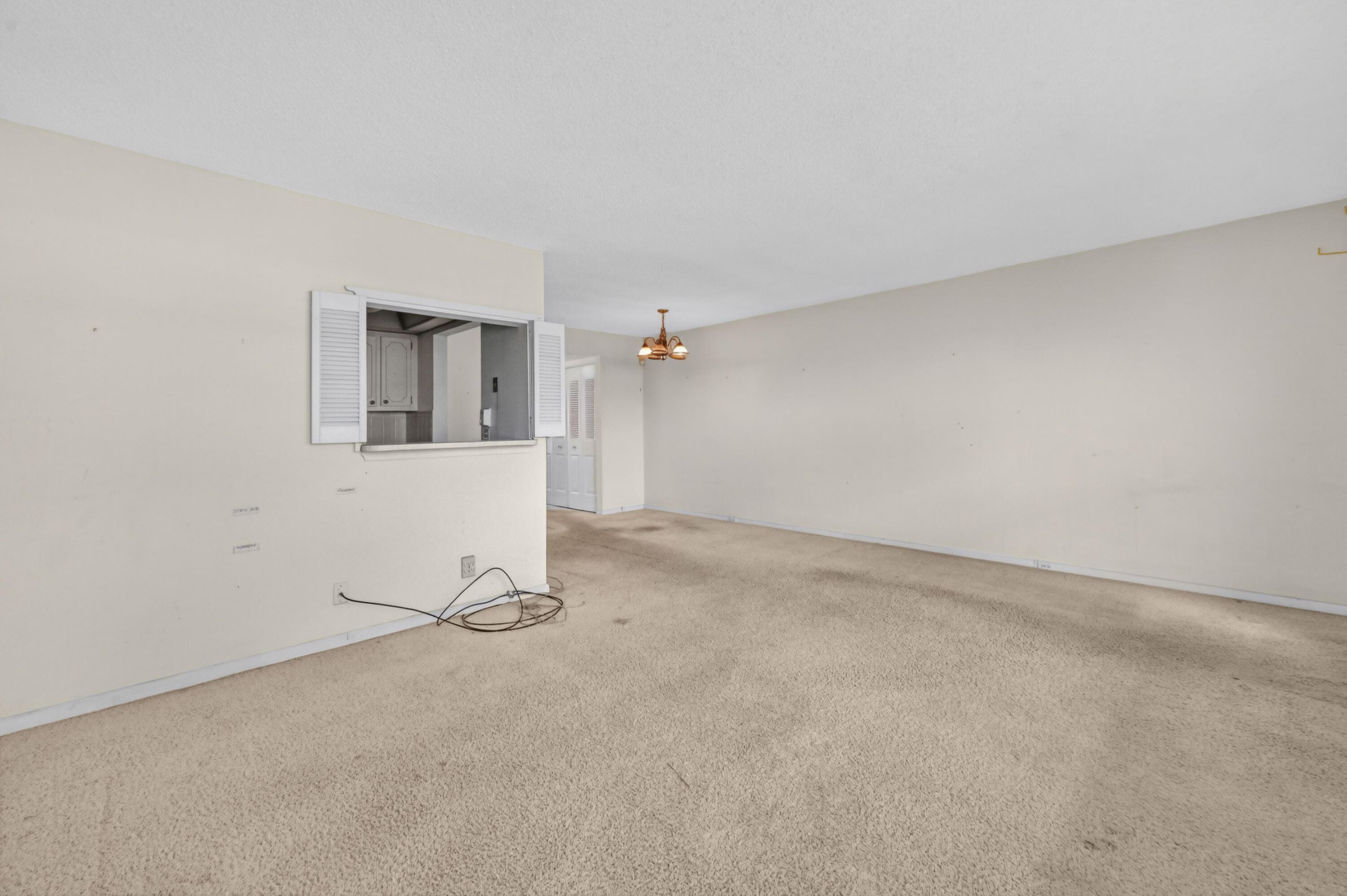 2 Chatham A, West Palm Beach, FL 33417 — photo 8 of 29