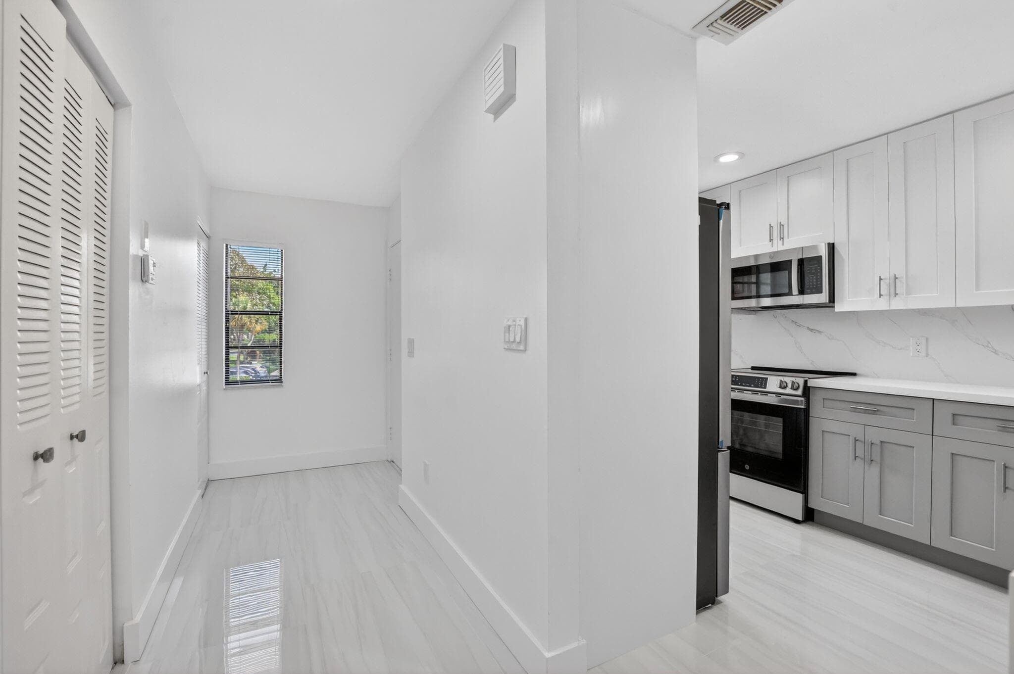 9272 Vista Del Lago 28f, Boca Raton, FL 33428 — photo 1 of 26