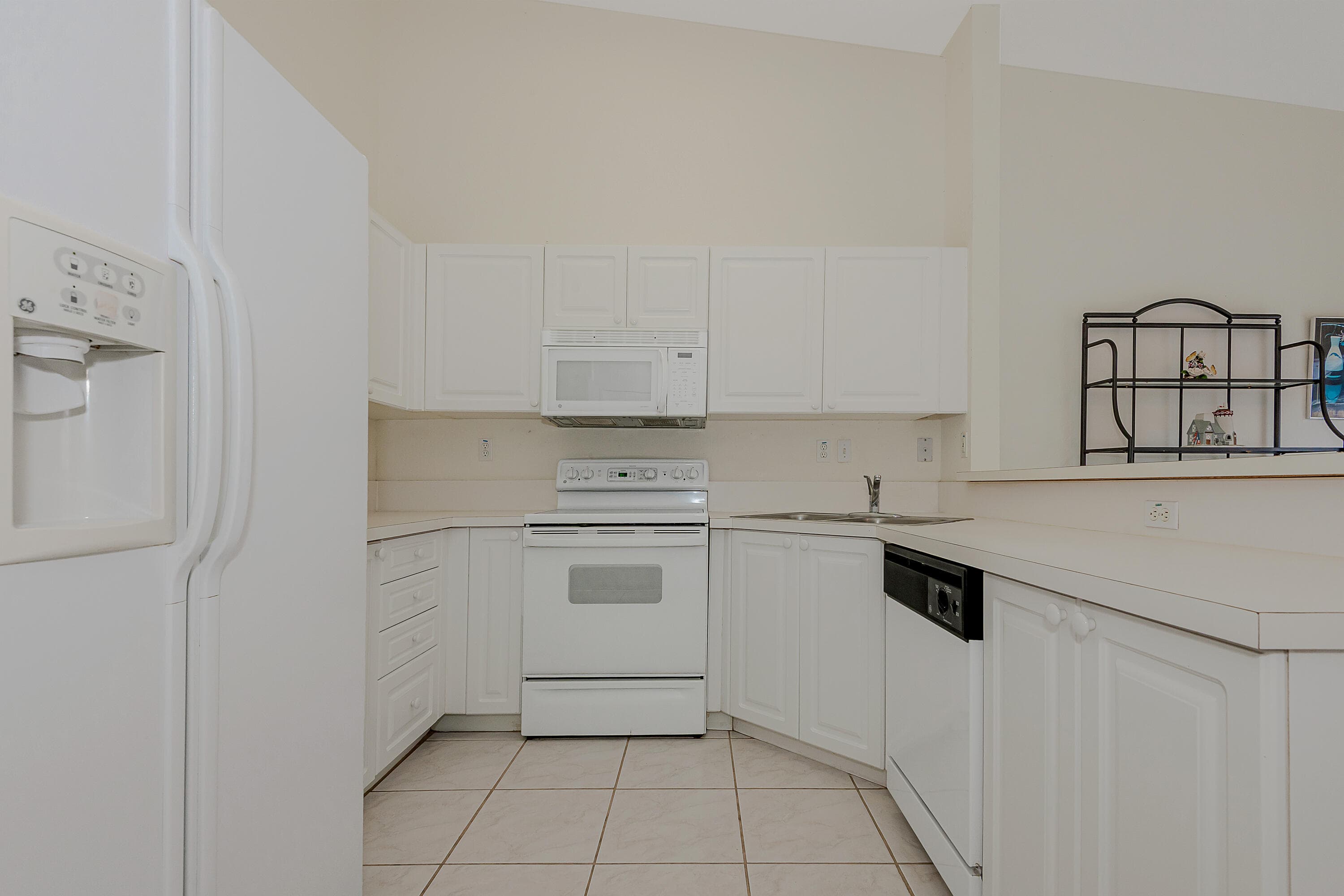 13709 SW 170th Terrace, Miami, FL 33177 — photo 15 of 29
