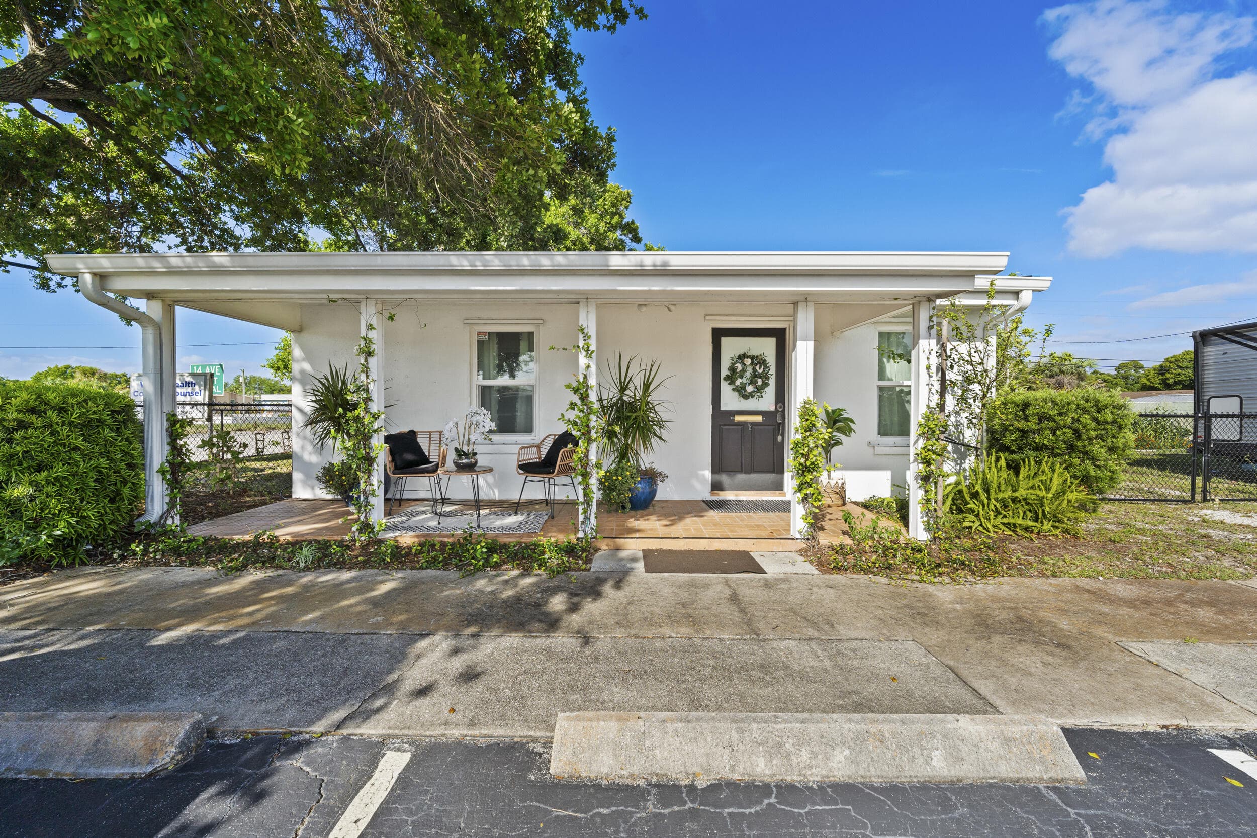1324 16th Street, Vero Beach, FL — photo 1 of 26