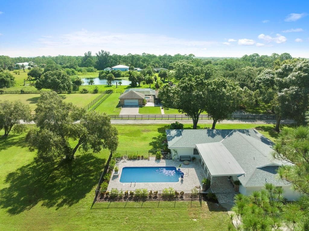 8530 8th Street, Vero Beach, FL 32968 — photo 12 of 21