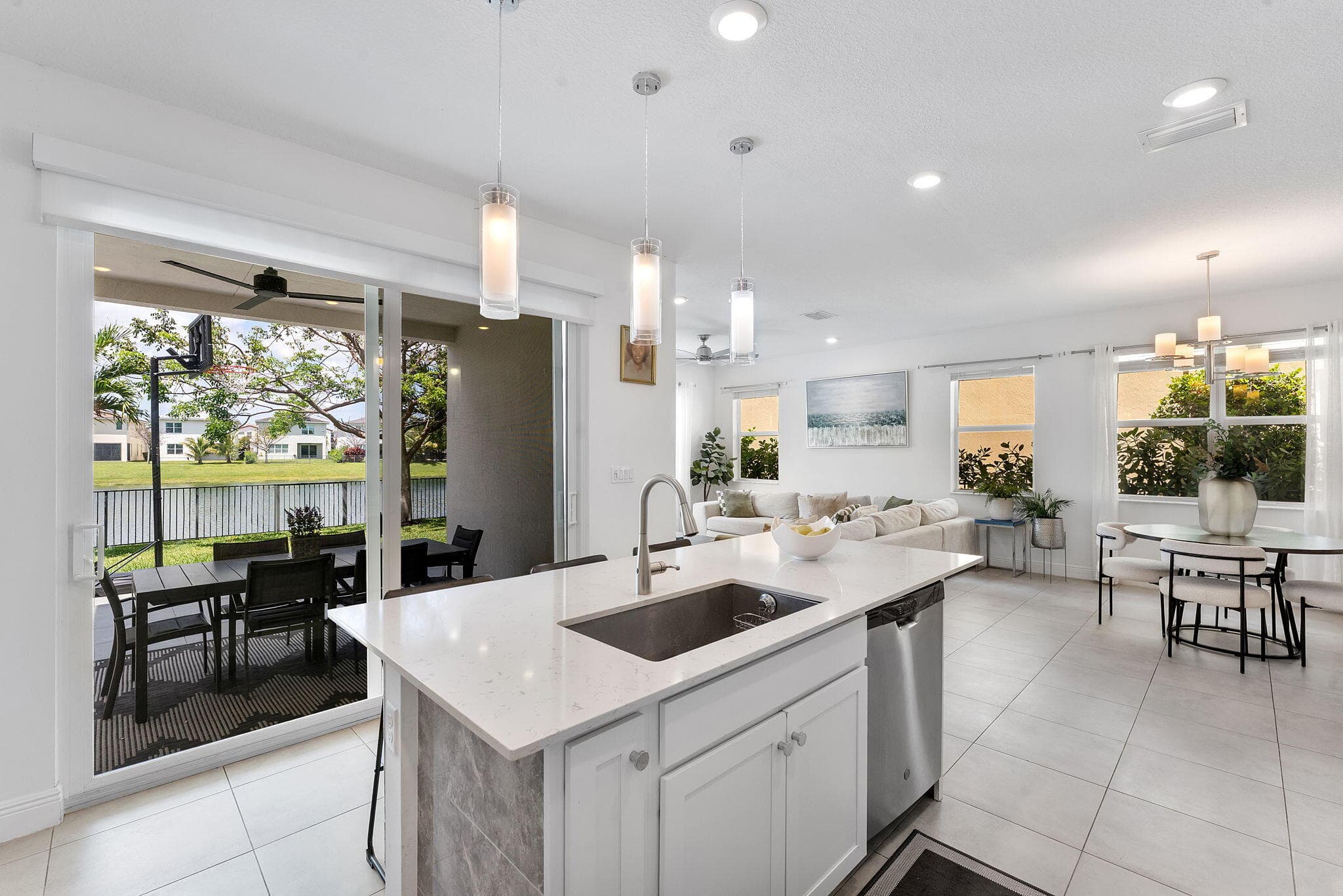 1131 Veleiros Boulevard, Deerfield Beach, FL 33064 — photo 12 of 64