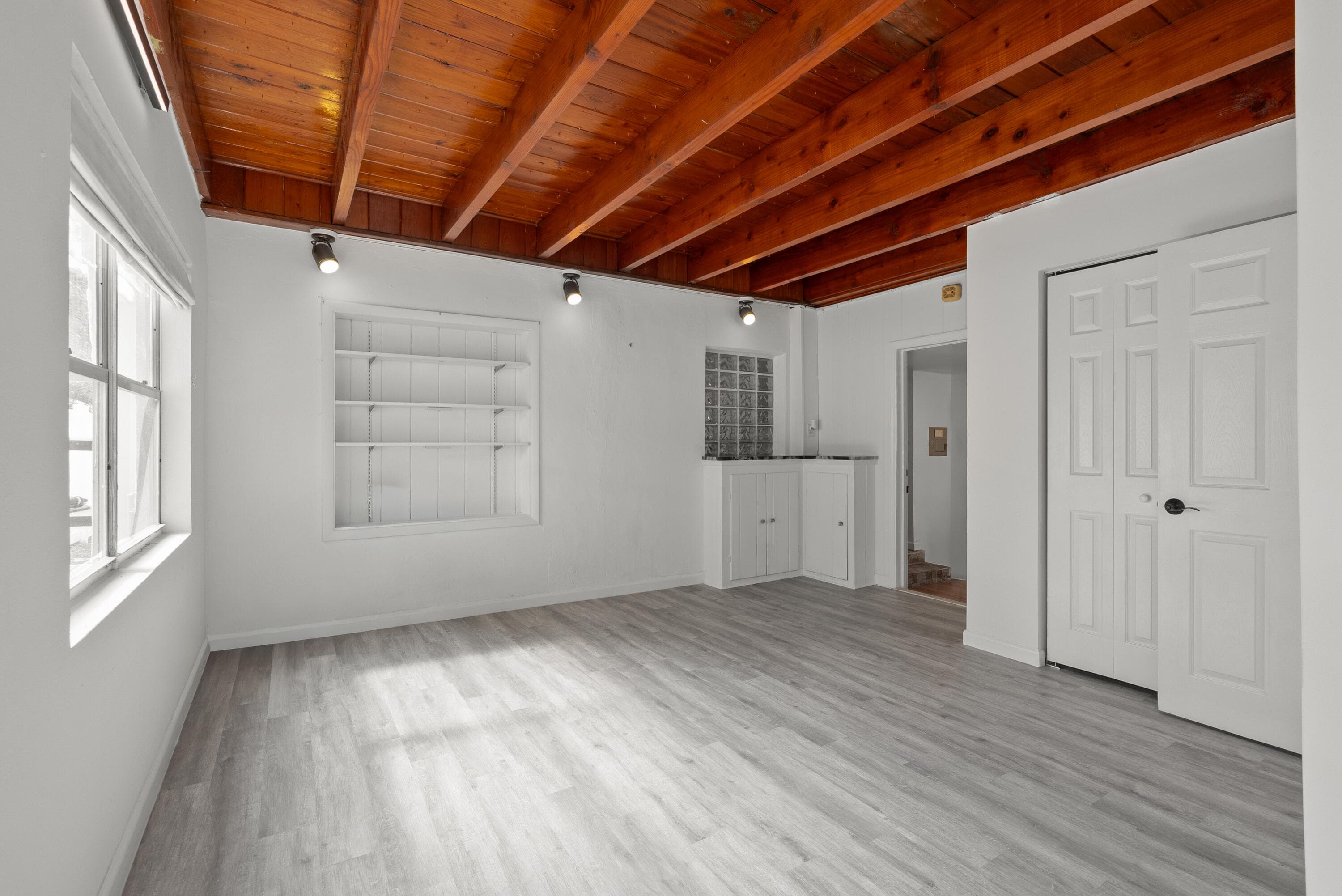 625 Selkirk Street, West Palm Beach, FL 33405 — photo 14 of 28