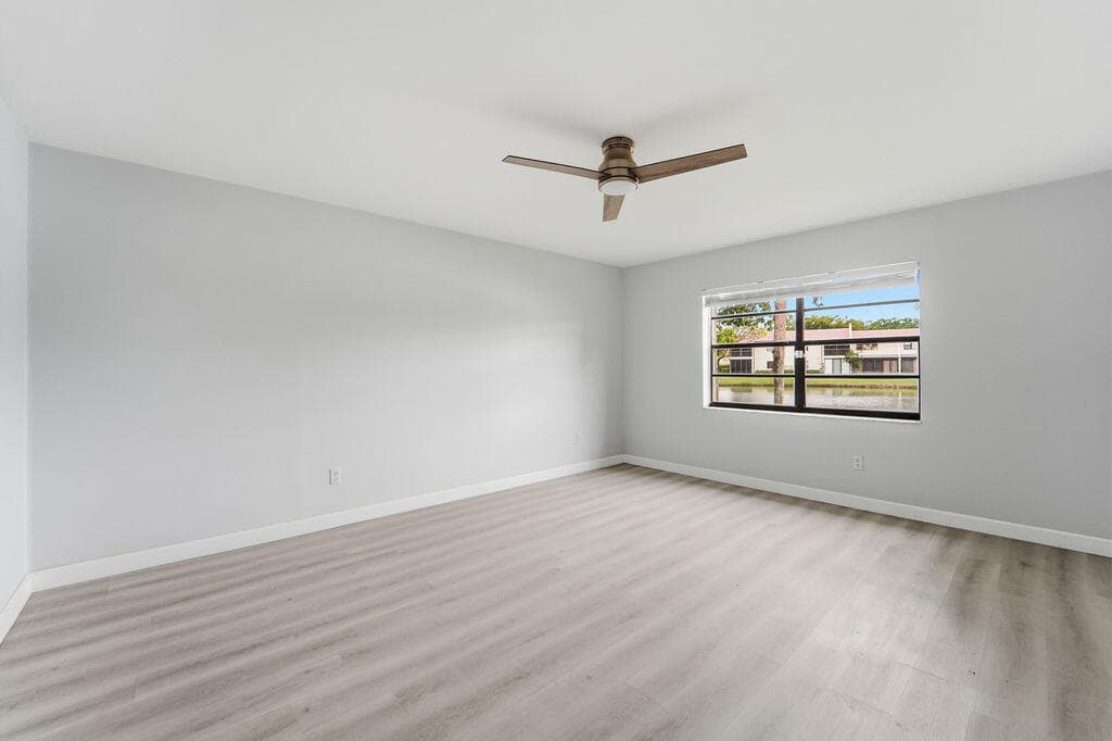 21839 Arriba Real 10g, Boca Raton, FL 33433 — photo 13 of 33