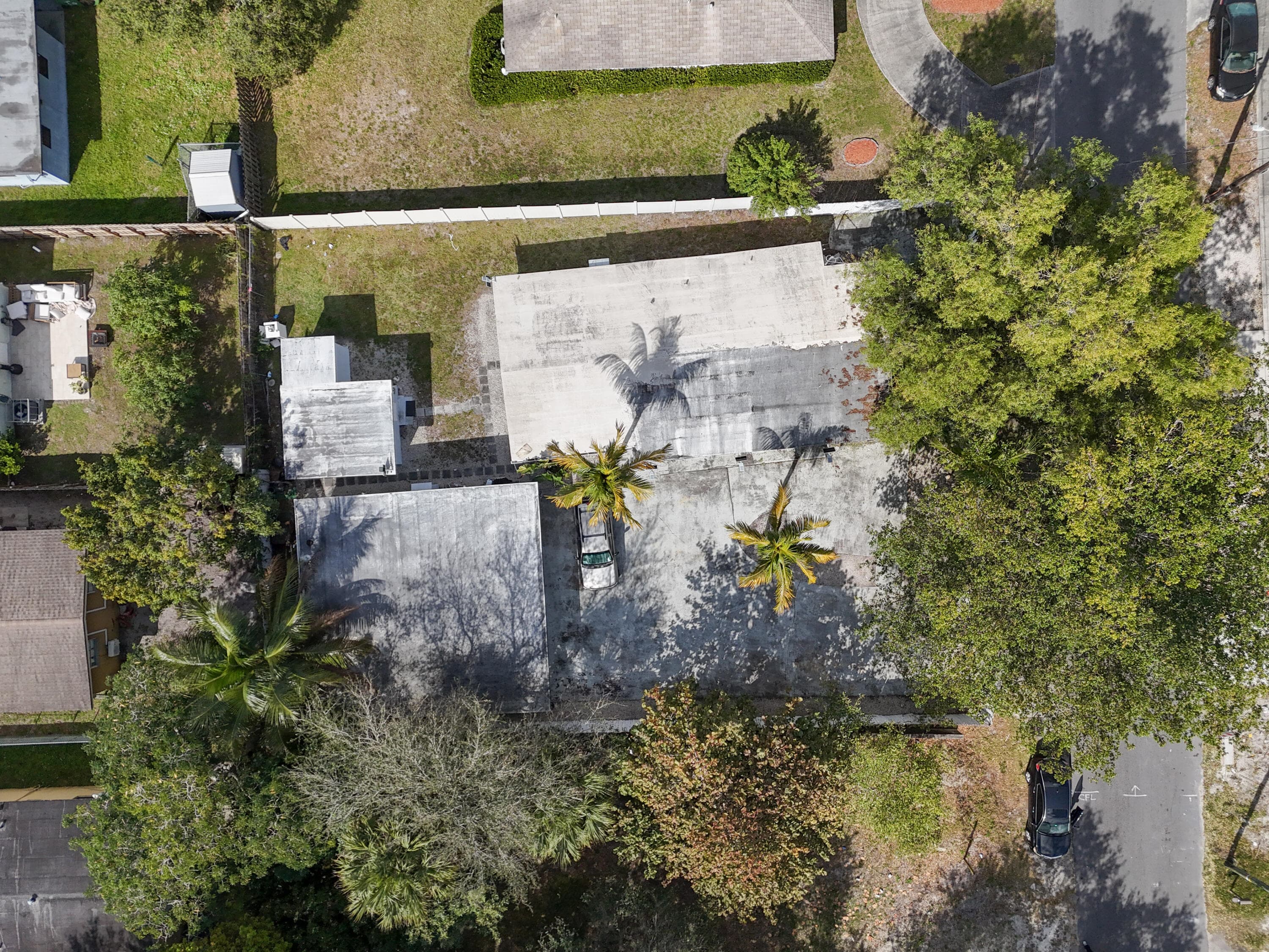 633 NW 15th Avenue, Fort Lauderdale, FL — photo 3 of 6