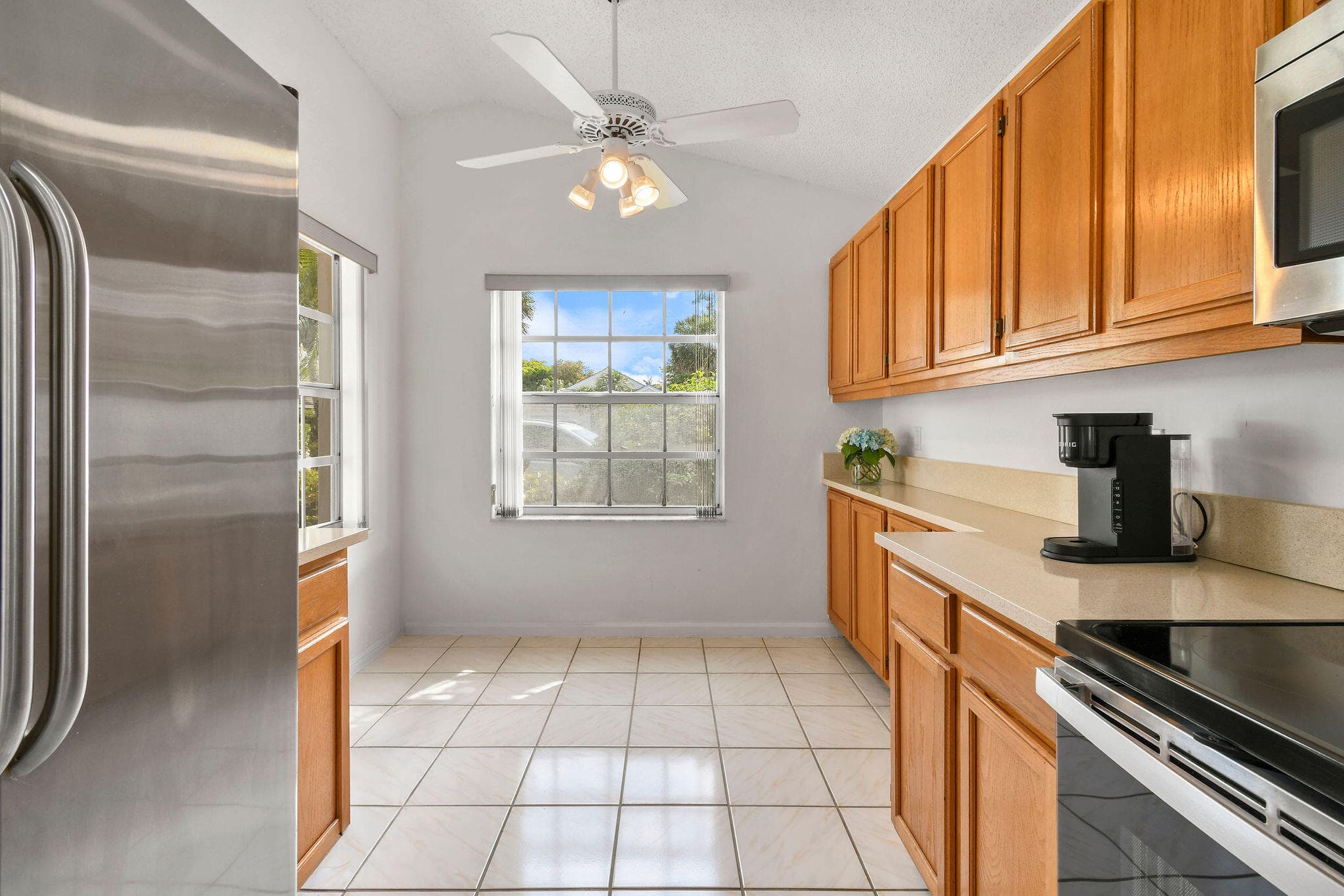 49 Admirals Court, Palm Beach Gardens, FL 33418 — photo 10 of 33