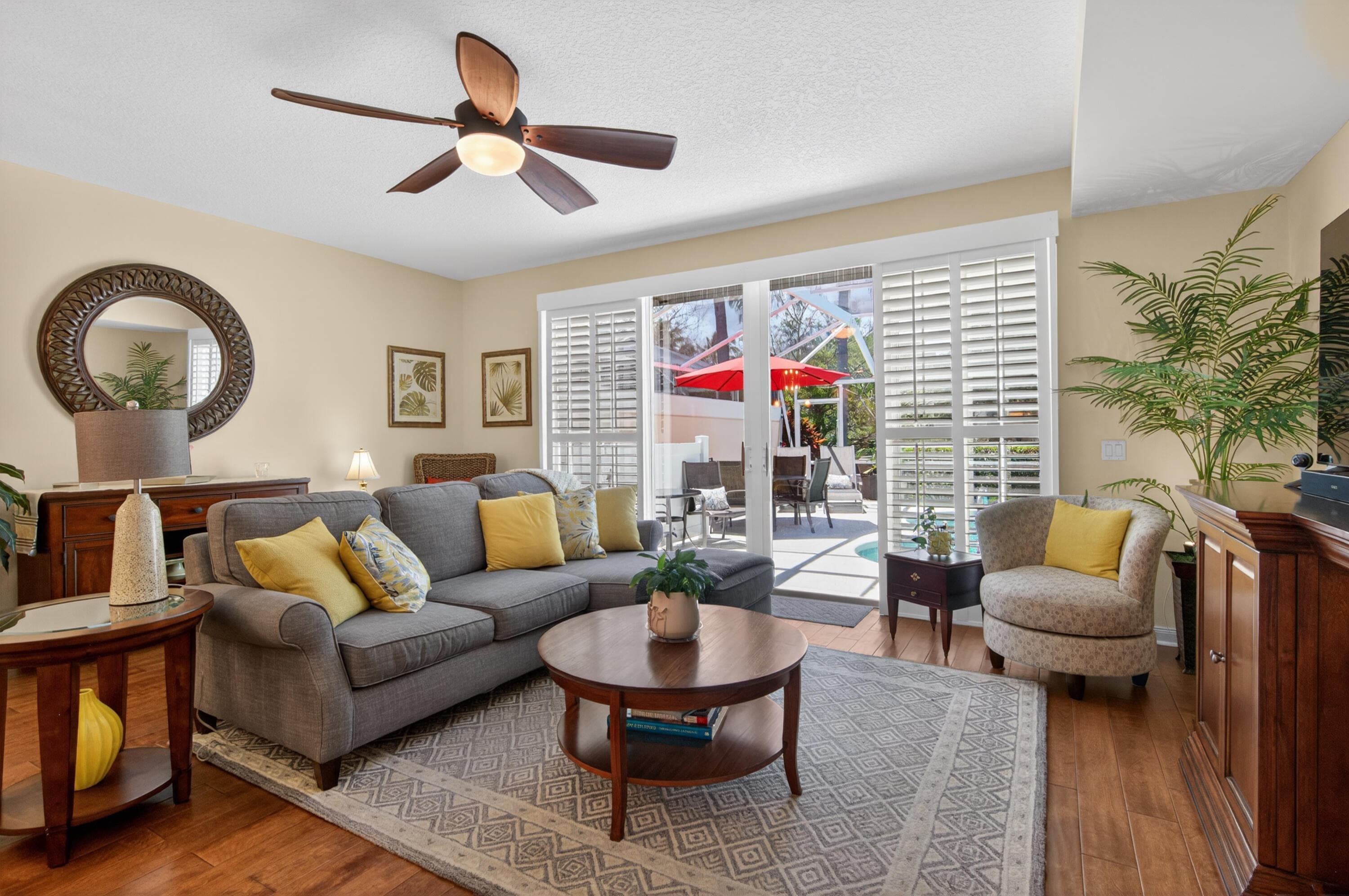 423 Capistrano Drive, Palm Beach Gardens, FL 33410 — photo 2 of 44