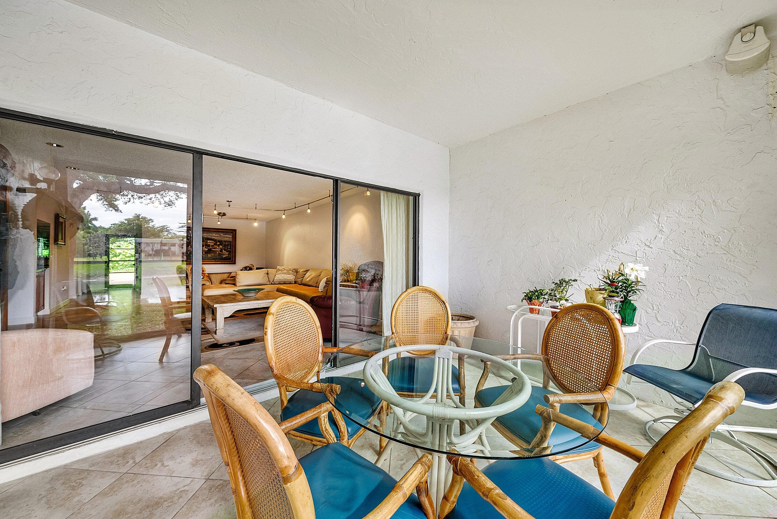 22 Westgate Lane E, Boynton Beach, FL 33436 — photo 14 of 51