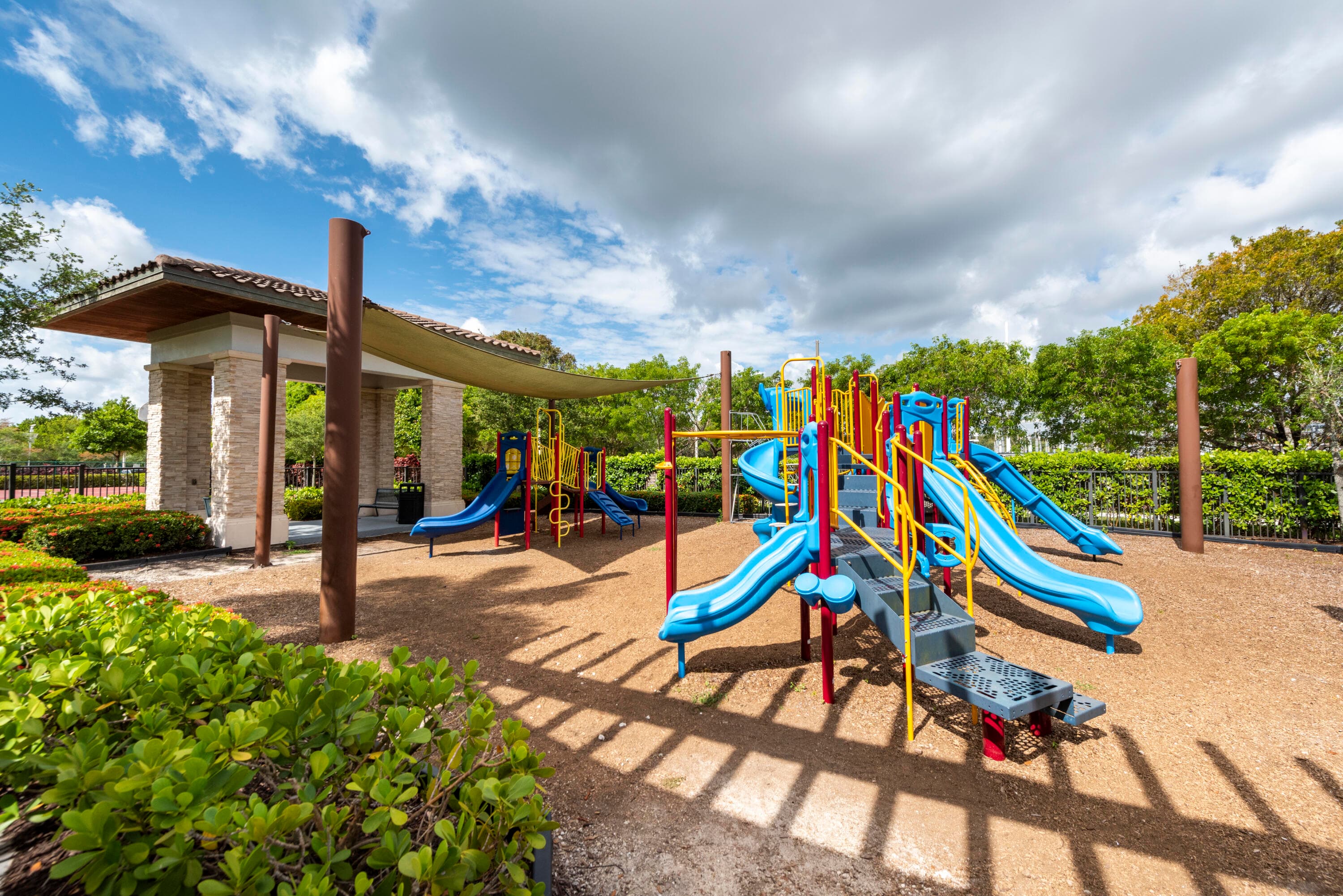 7925 NW 104th Avenue 24, Doral, FL 33178 — photo 25 of 27