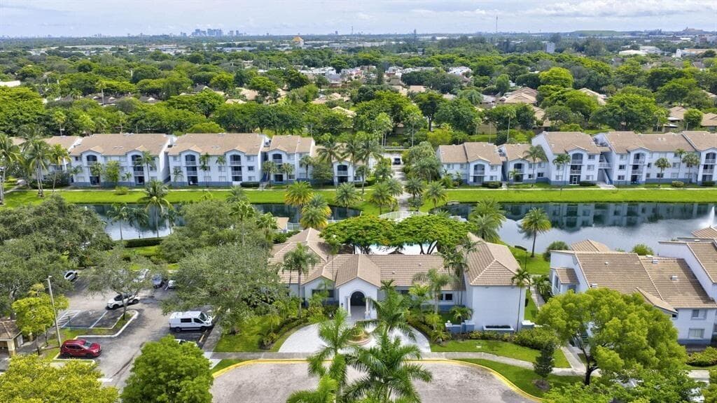 2600 S University Drive 208, Davie, FL 33328 — photo 22 of 25