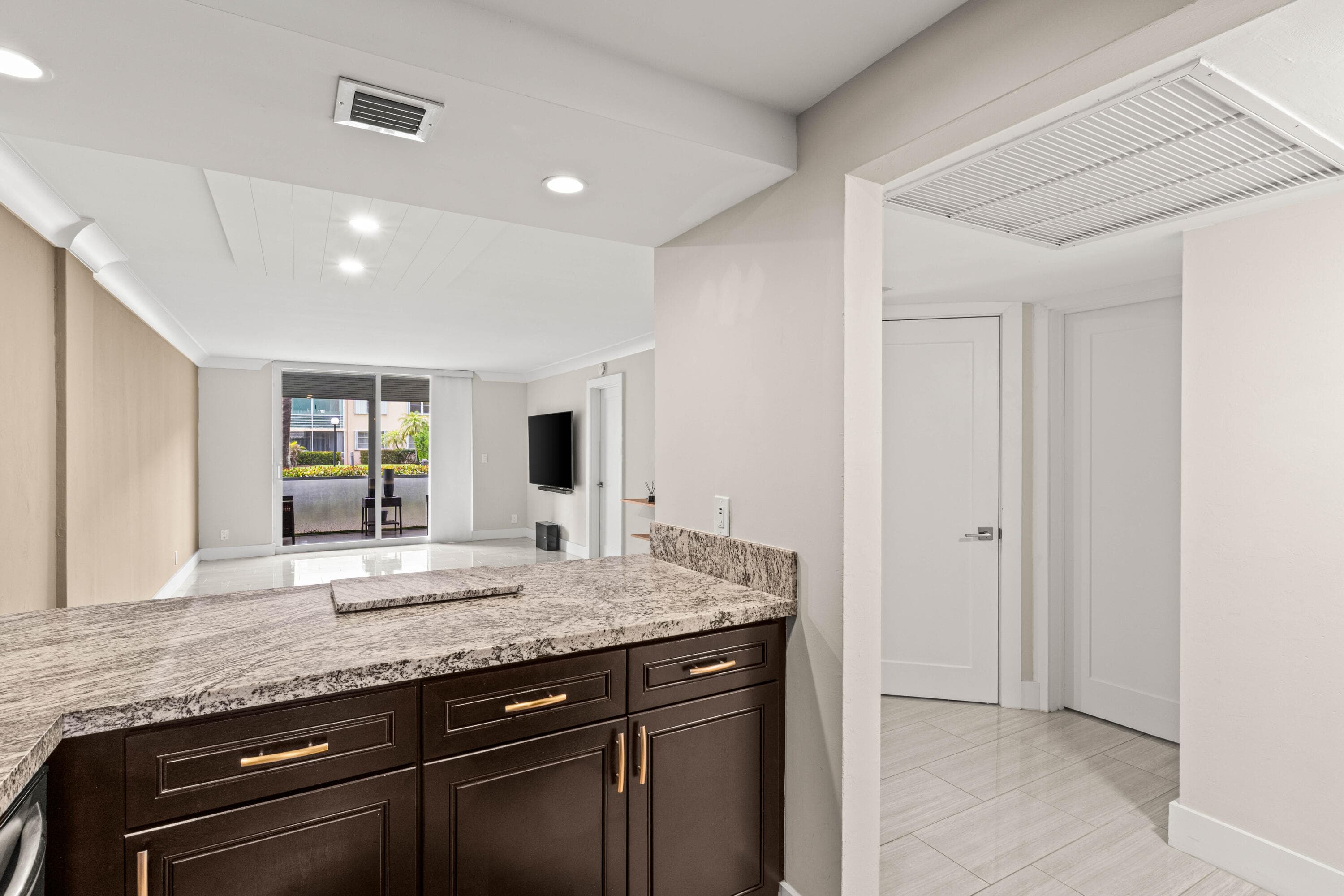 4502 N Federal Highway 144e, Lighthouse Point, FL 33064 — photo 9 of 30