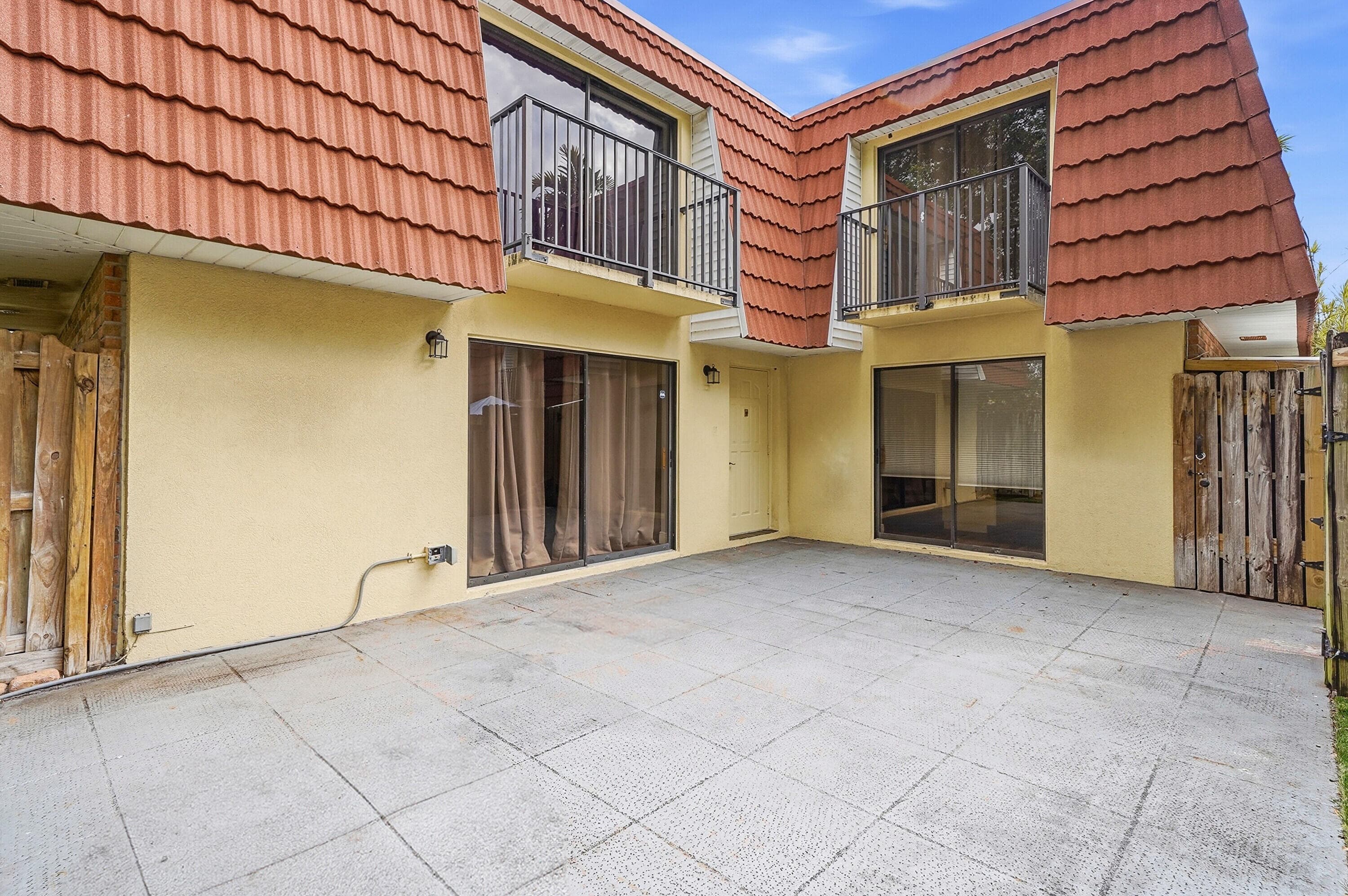 9972 NW 6th Court, Plantation, FL 33324 — photo 4 of 34