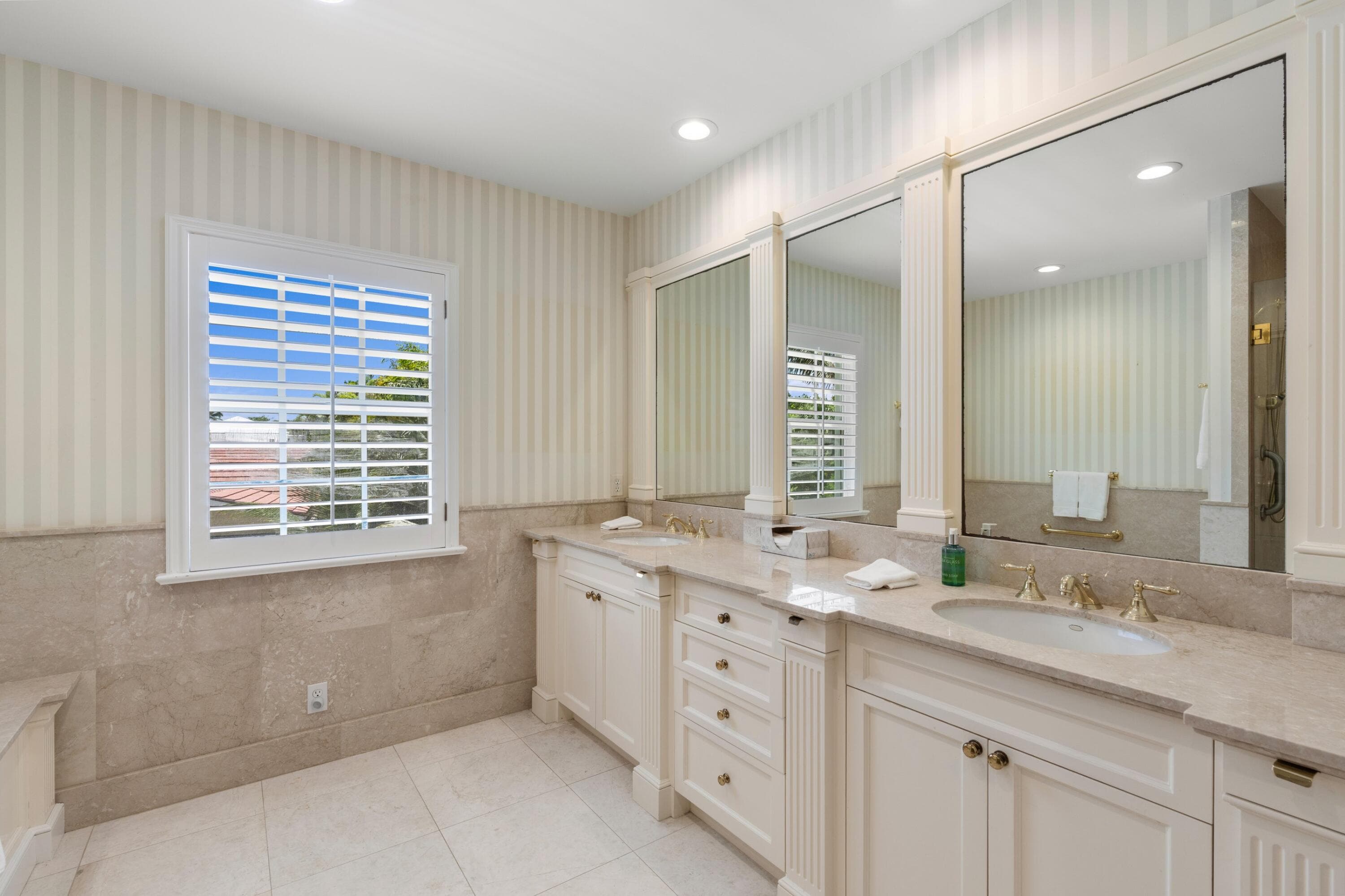 1554 N Ocean Way, Palm Beach, FL 33480 — photo 14 of 24