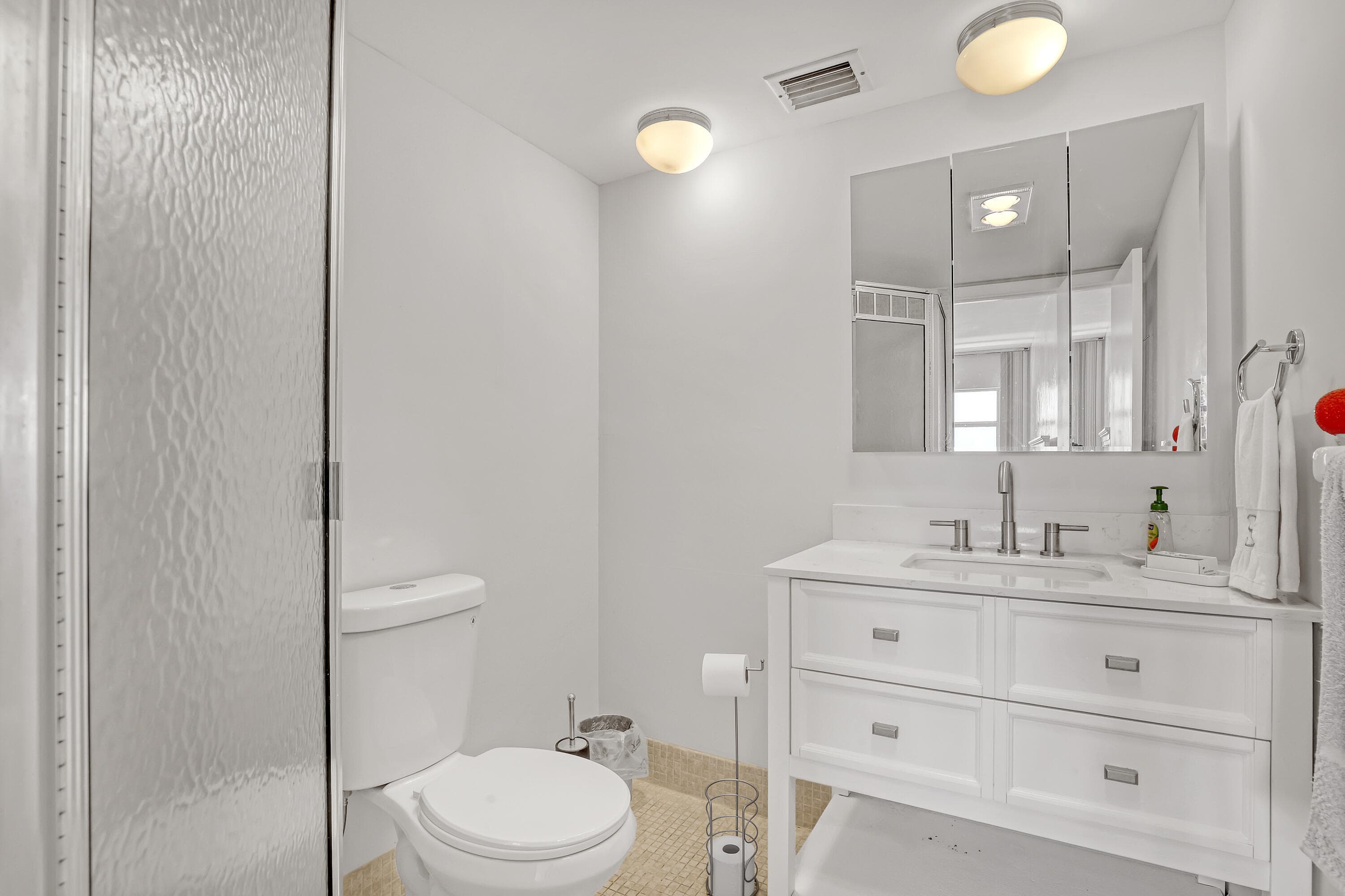 28 Yacht Club Drive, North Palm Beach, FL 33408 — photo 11 of 23