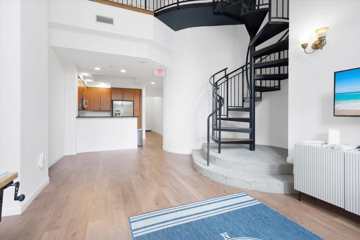801 S Olive Avenue 105, West Palm Beach, FL 33401 — photo 9 of 59